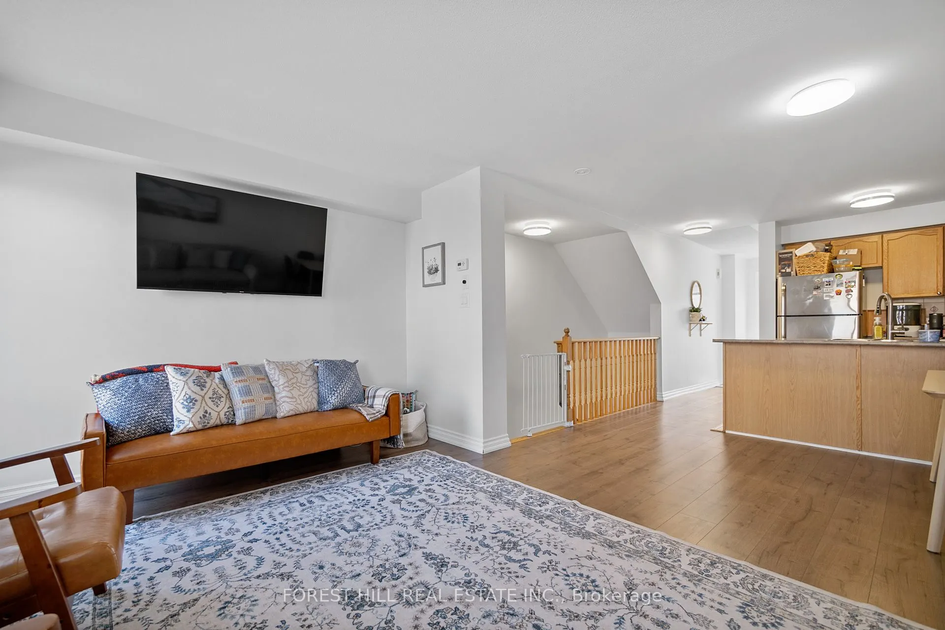 5050 Intrepid Drive, #20