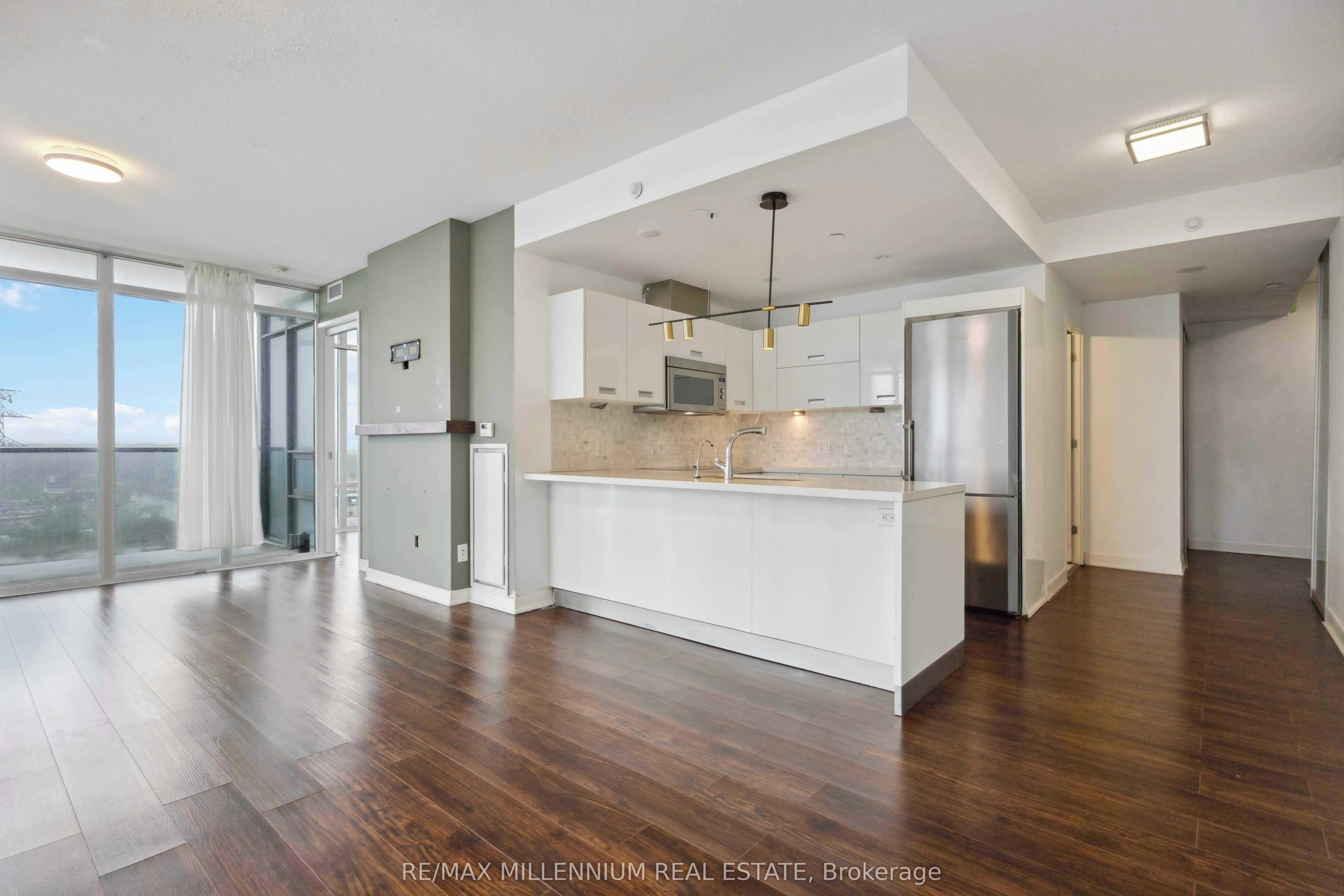 90 Park Lawn Road, #1616