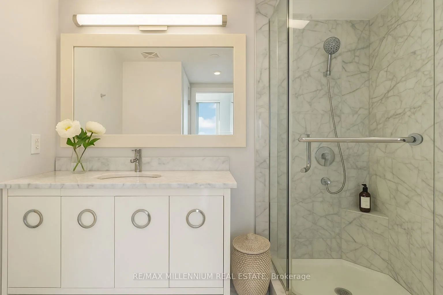 90 Park Lawn Road, #1616