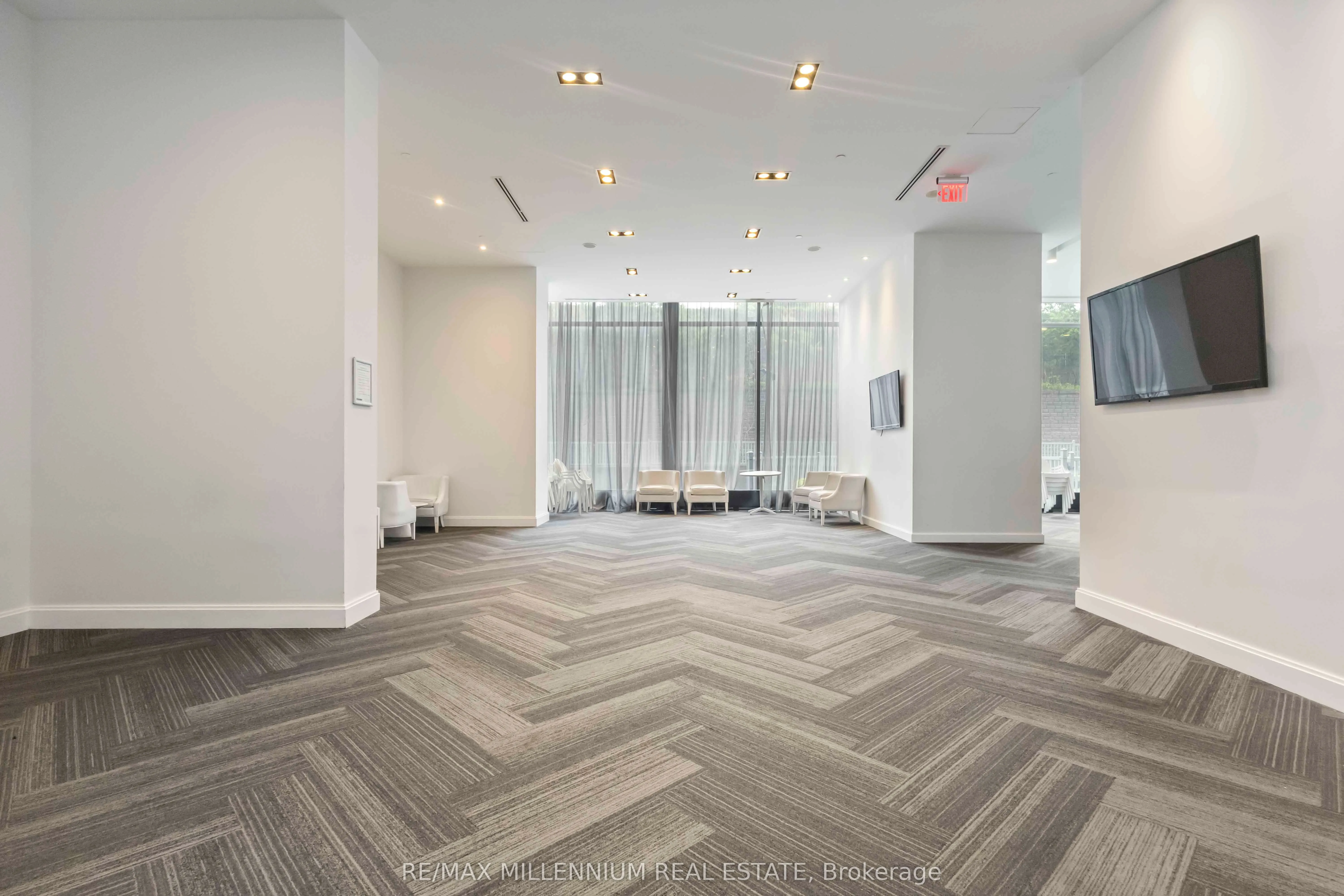 90 Park Lawn Road, #1616