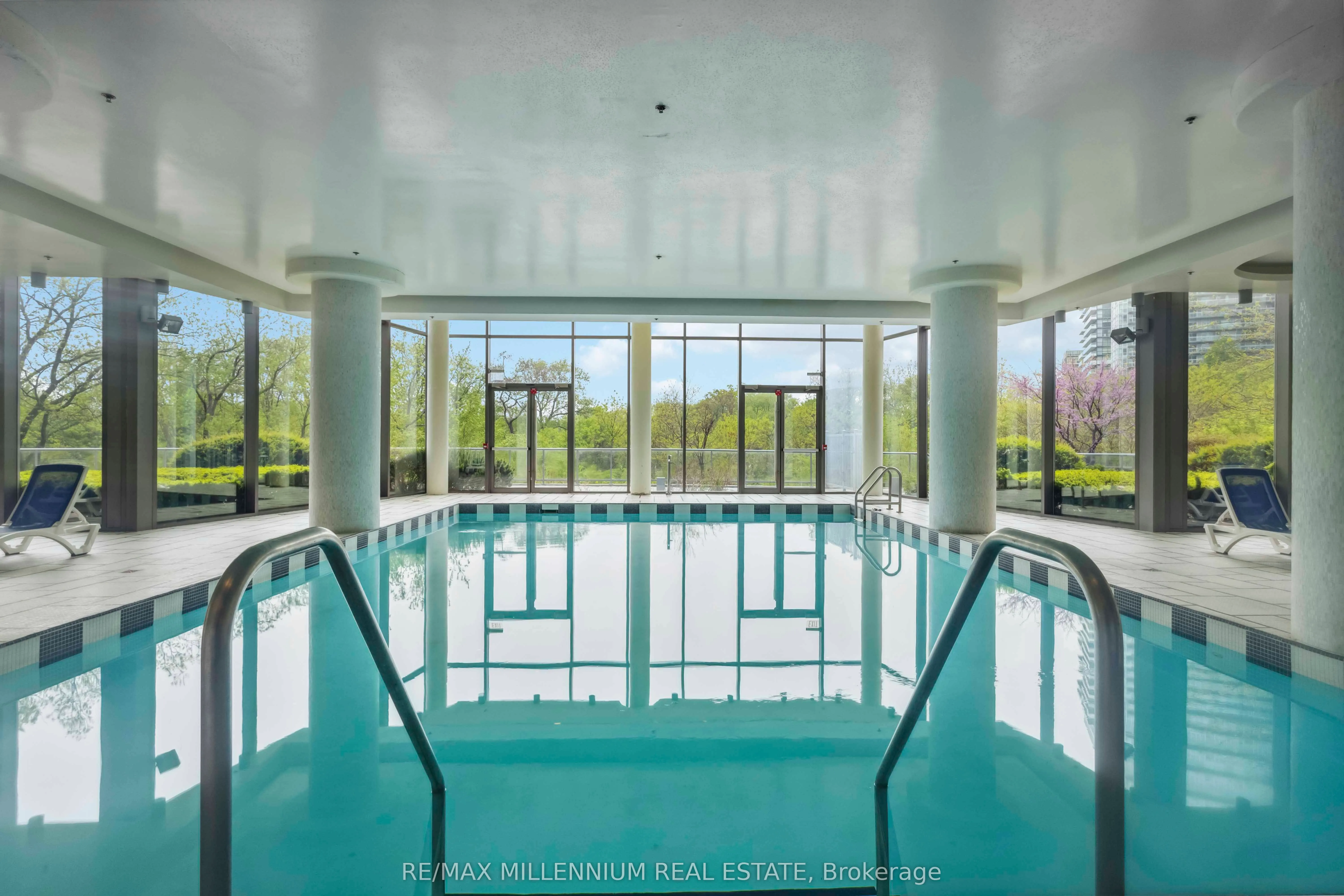 90 Park Lawn Road, #1616