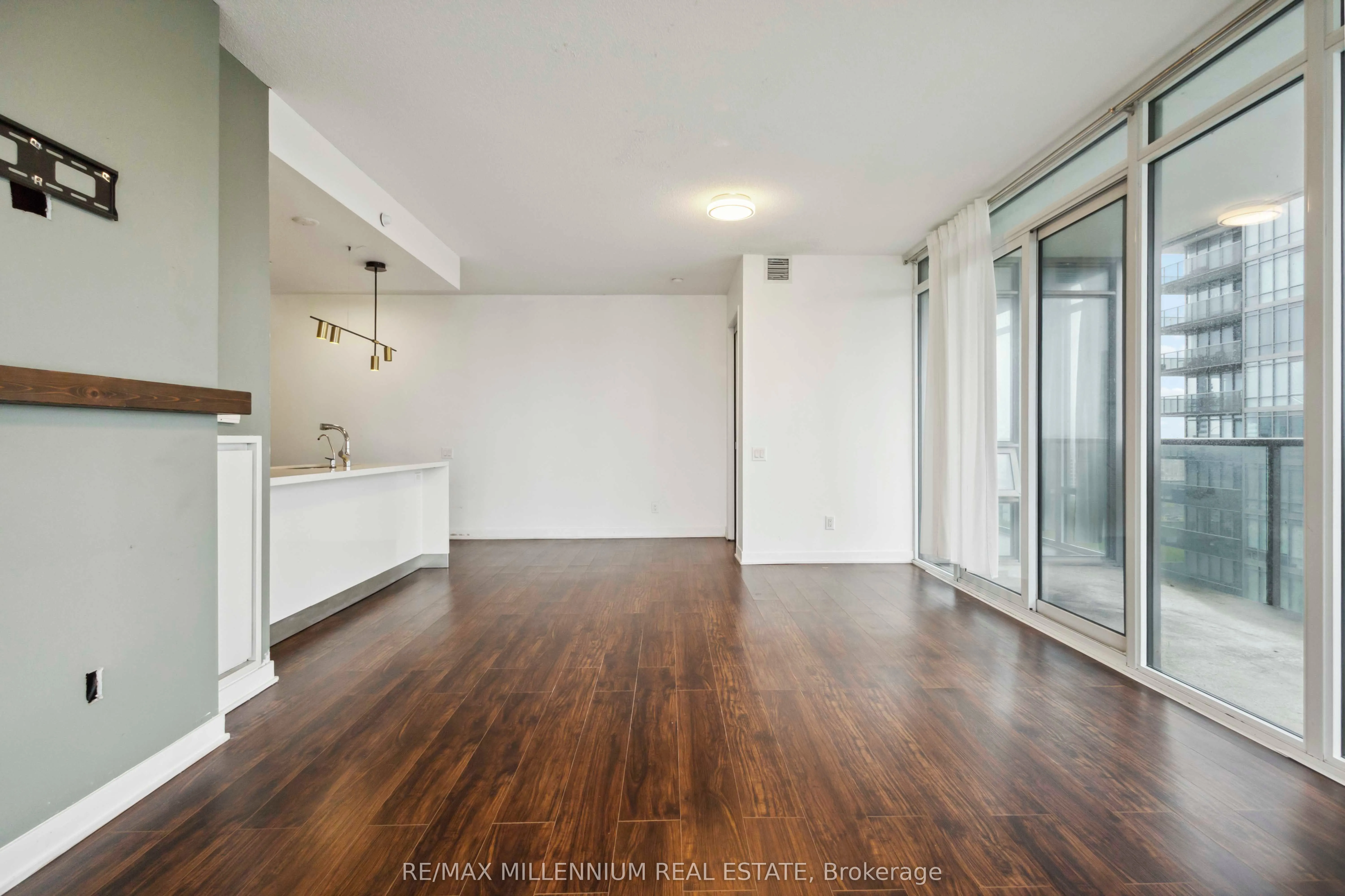 90 Park Lawn Road, #1616