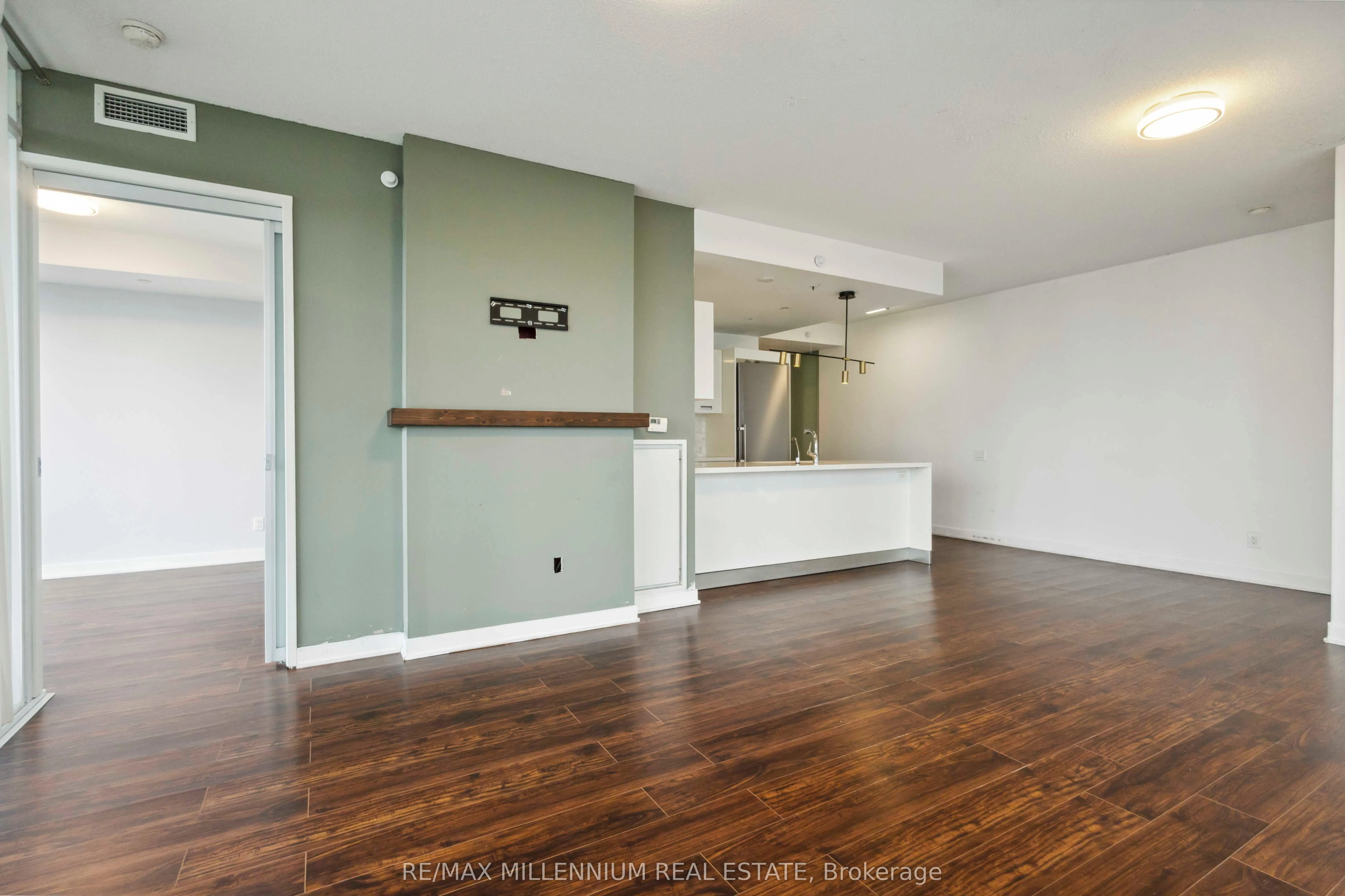 90 Park Lawn Road, #1616