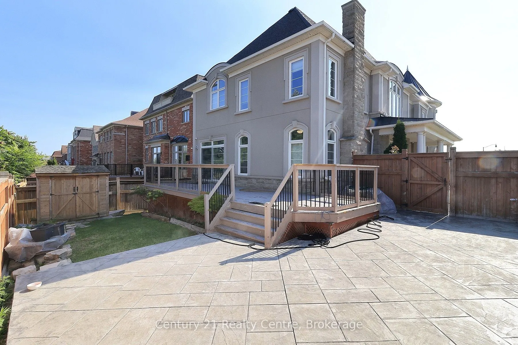 25 Ingleborough Drive