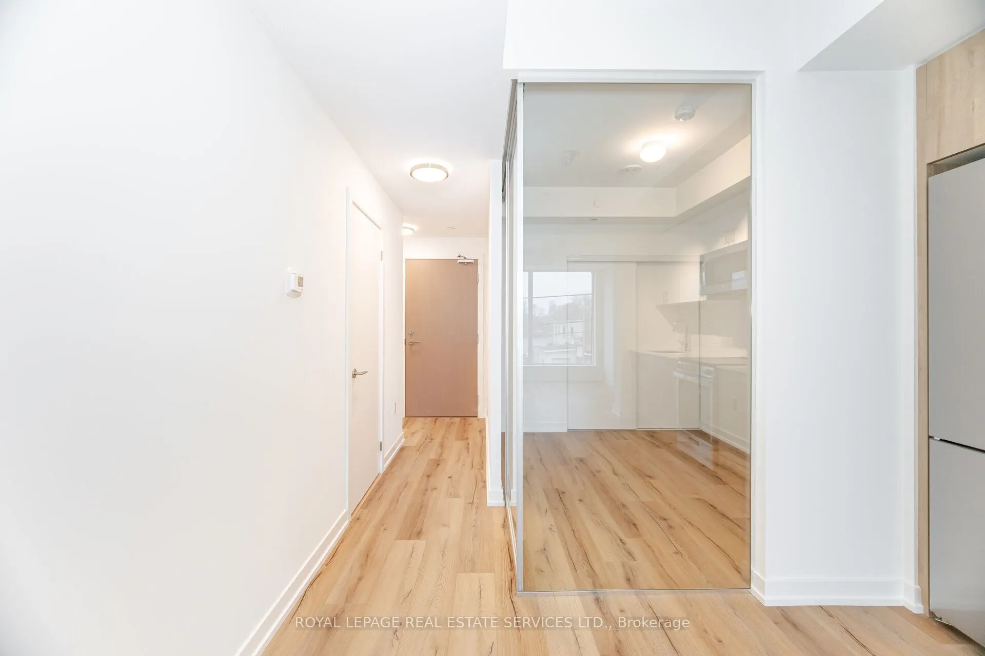 1195 The Queensway Avenue, #203