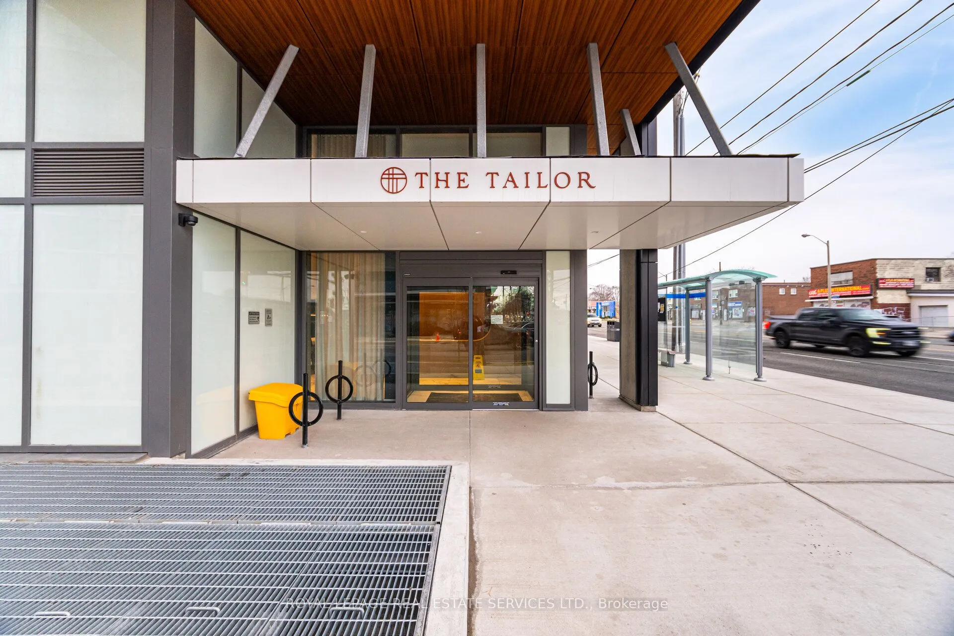 1195 The Queensway Avenue, #203