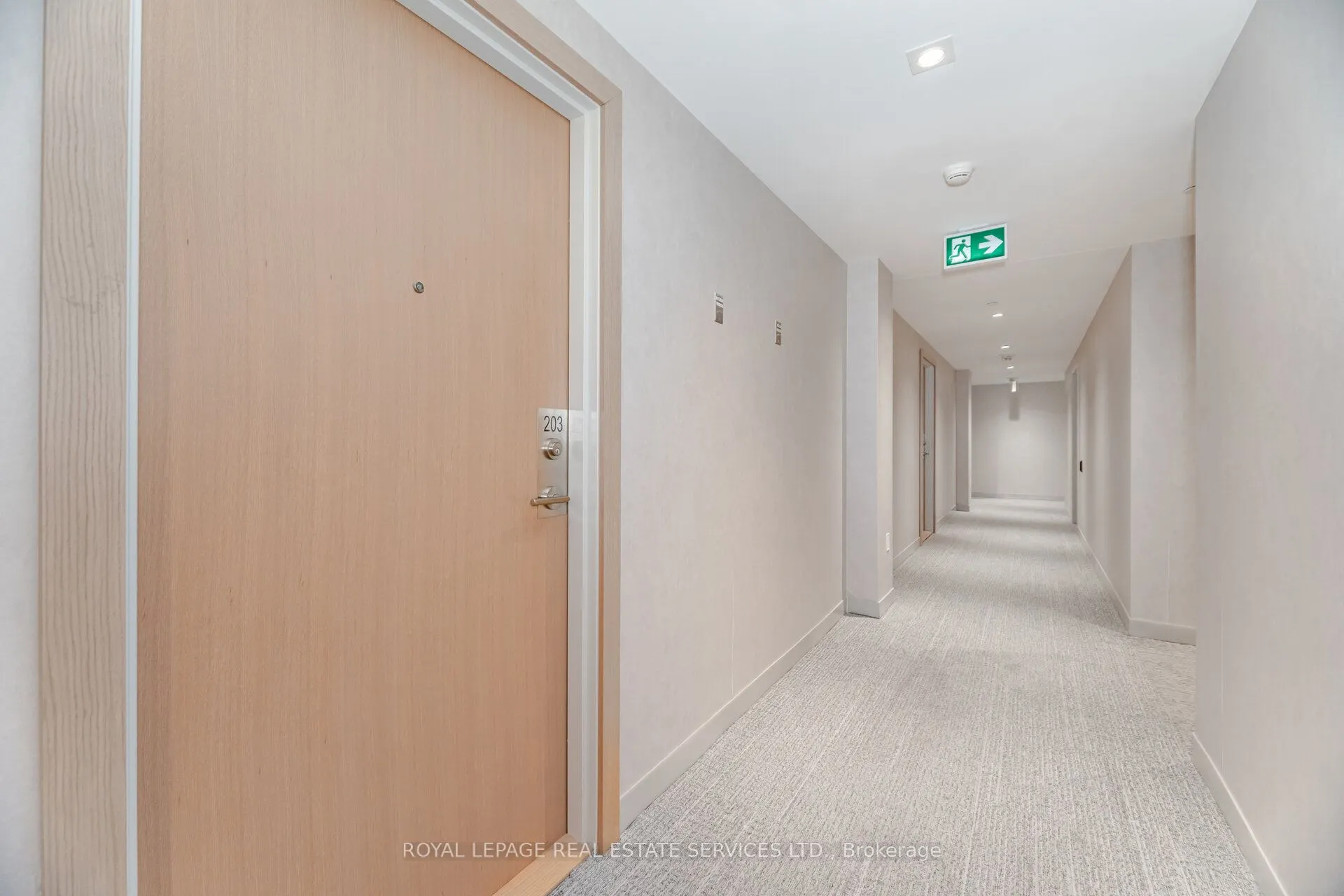 1195 The Queensway Avenue, #203