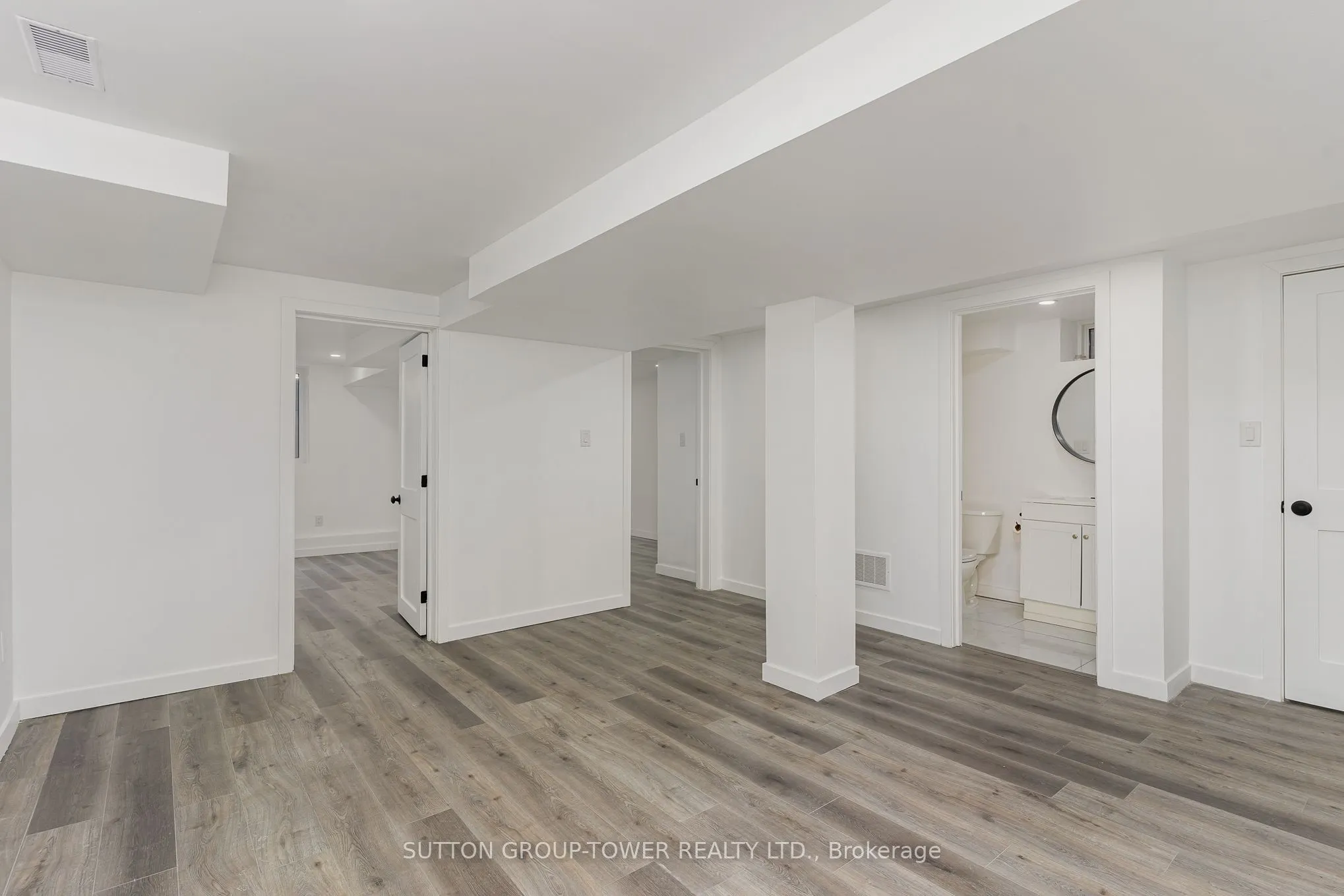 298 South Kingsway
