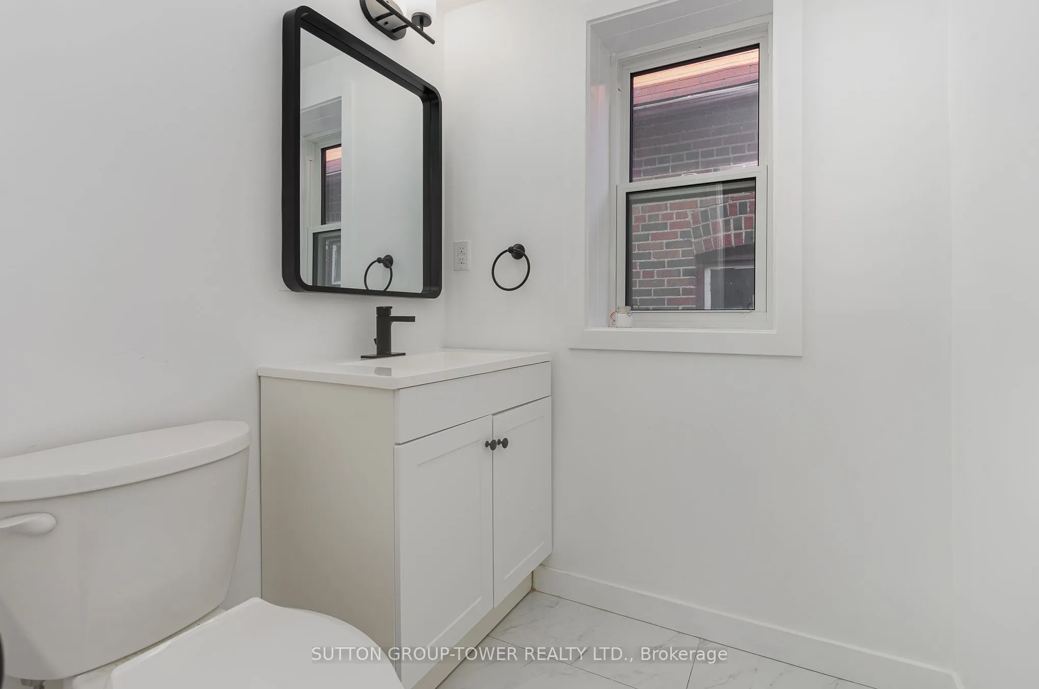 298 South Kingsway