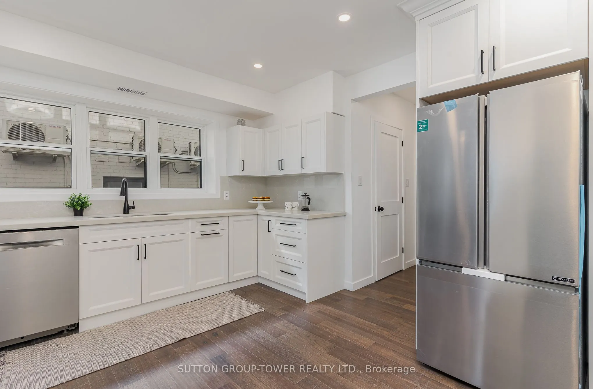 298 South Kingsway
