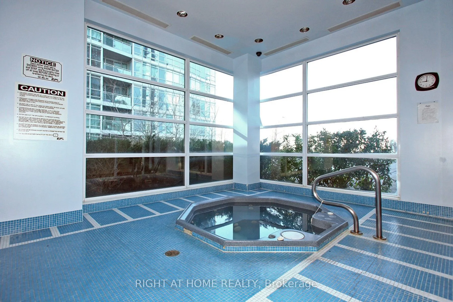 155 Legion Road N, #1002