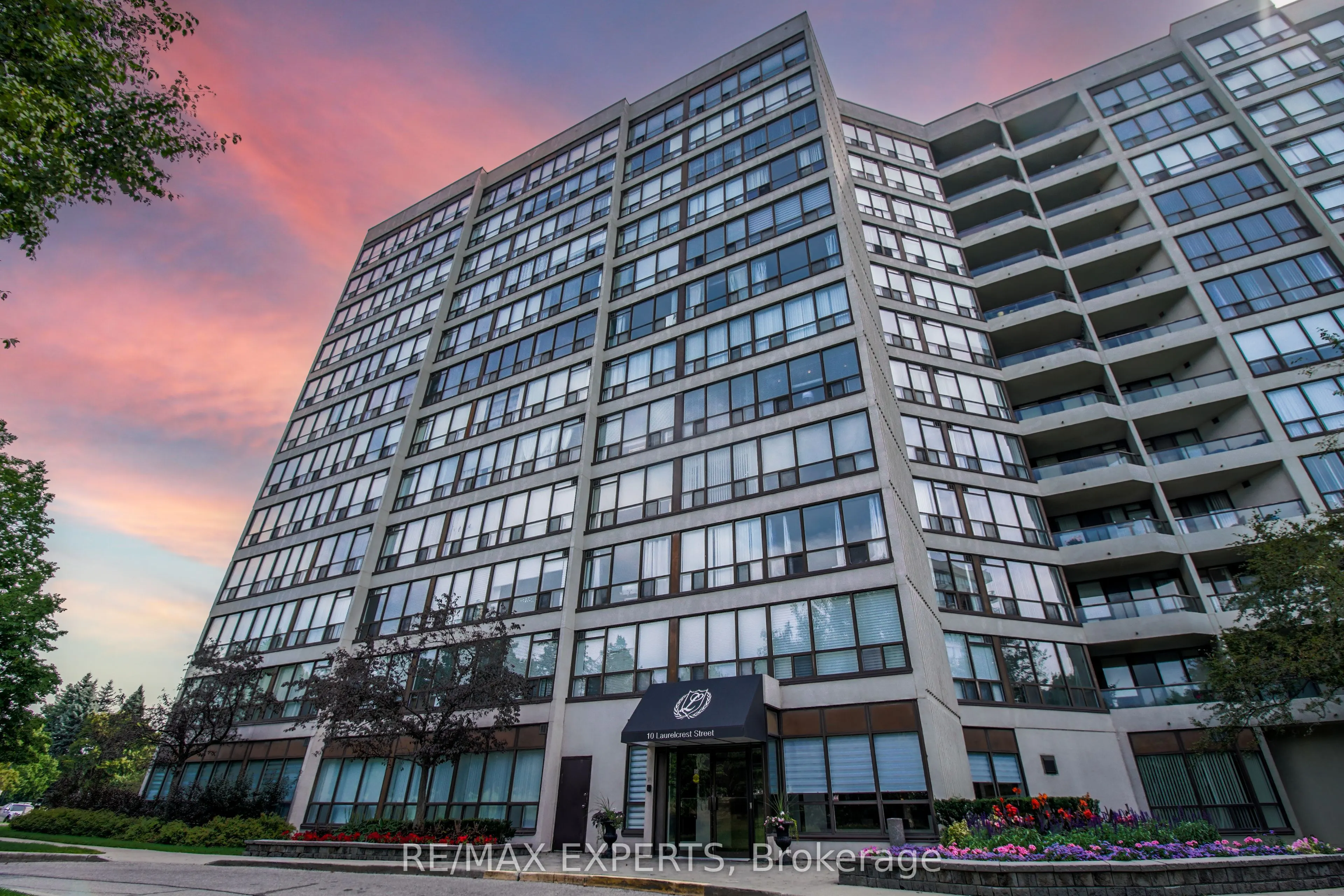 10 Laurelcrest Street, #412