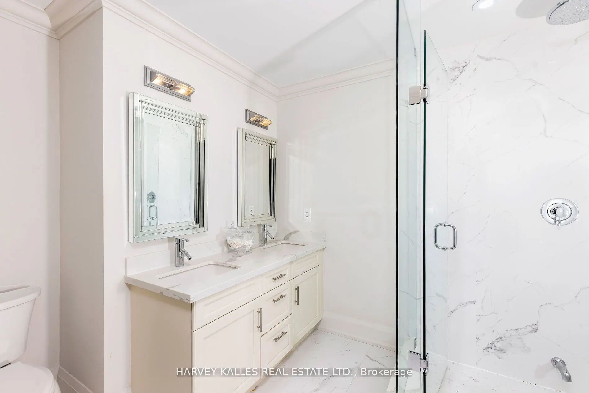 72B Renfield Street W