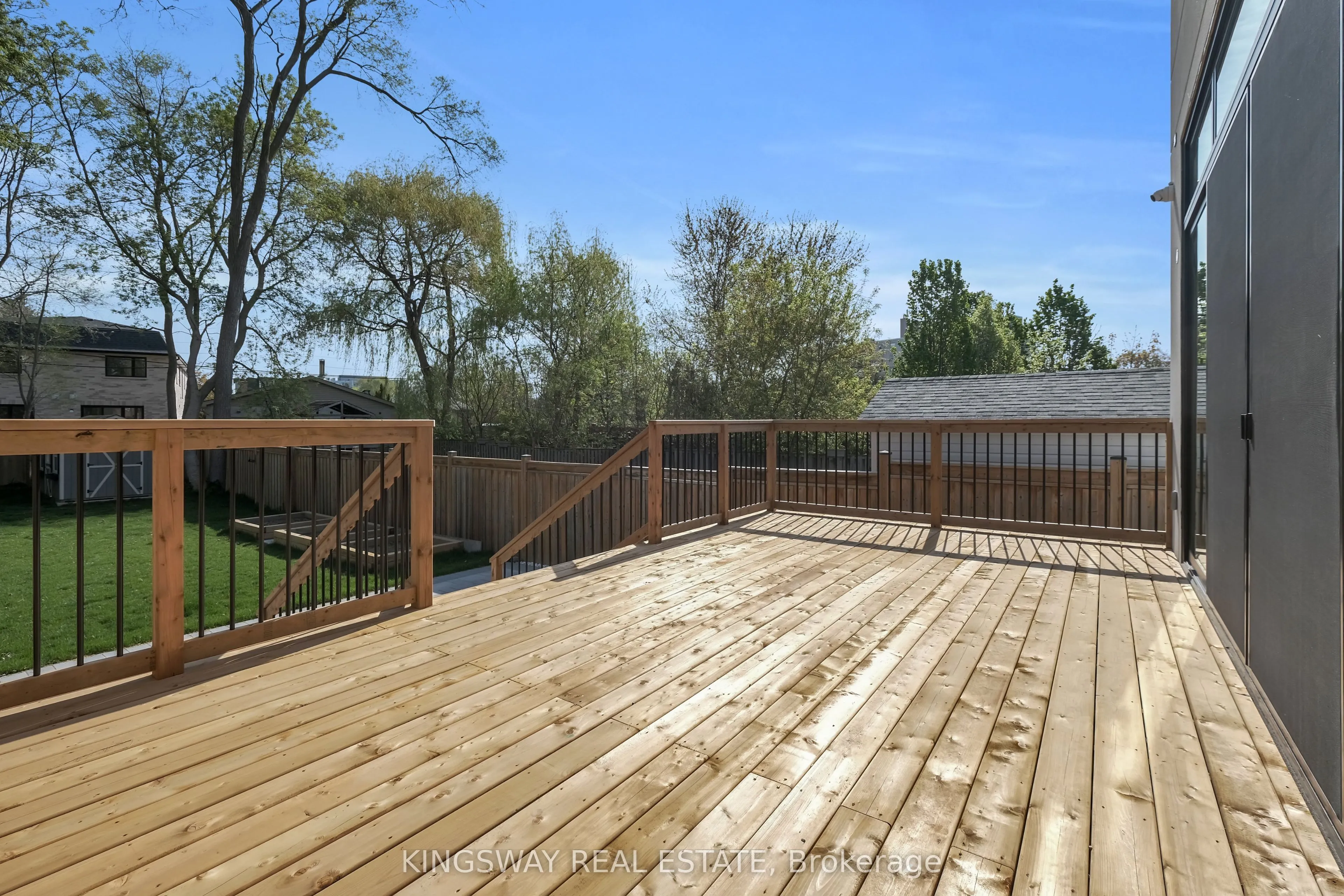 17 Broadview Avenue