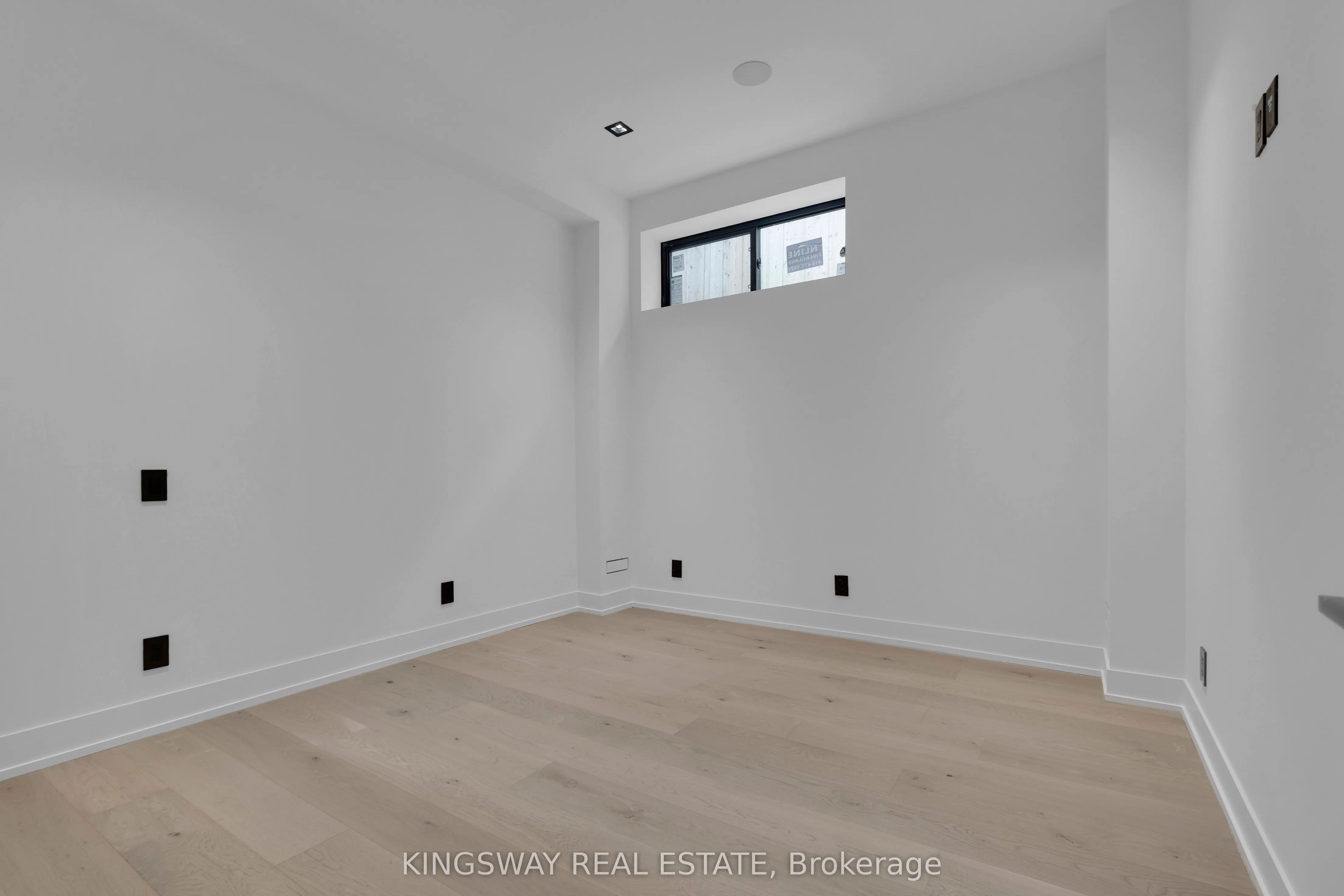 17 Broadview Avenue