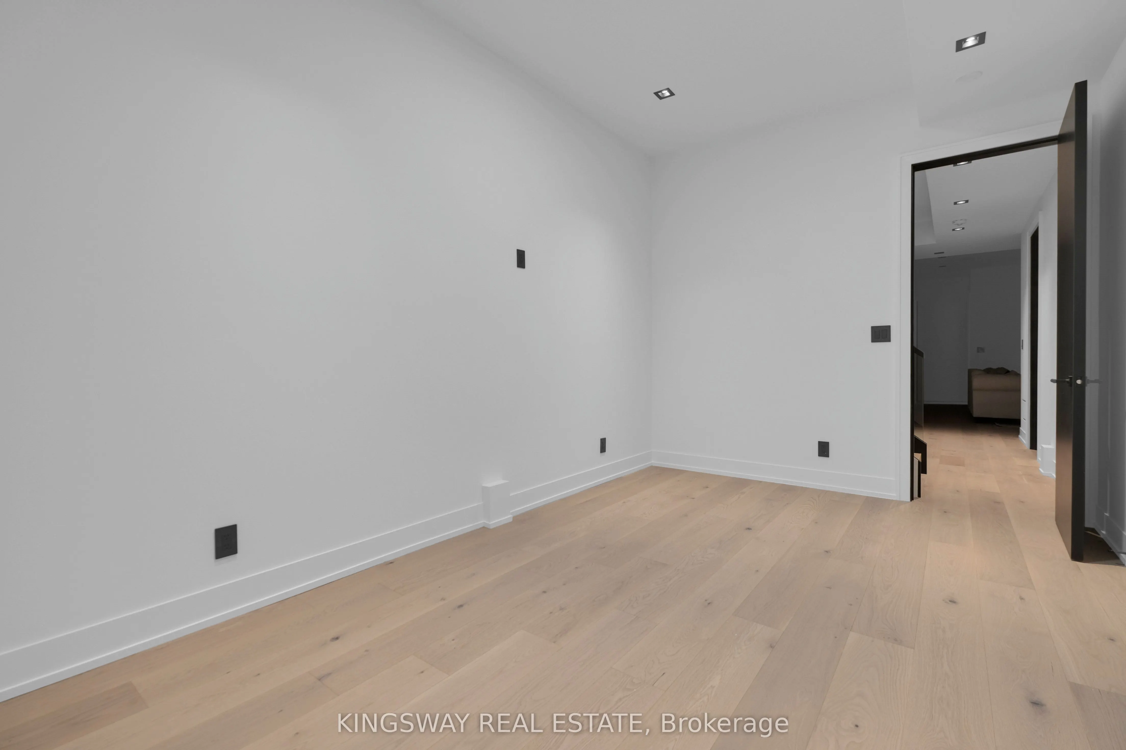 17 Broadview Avenue
