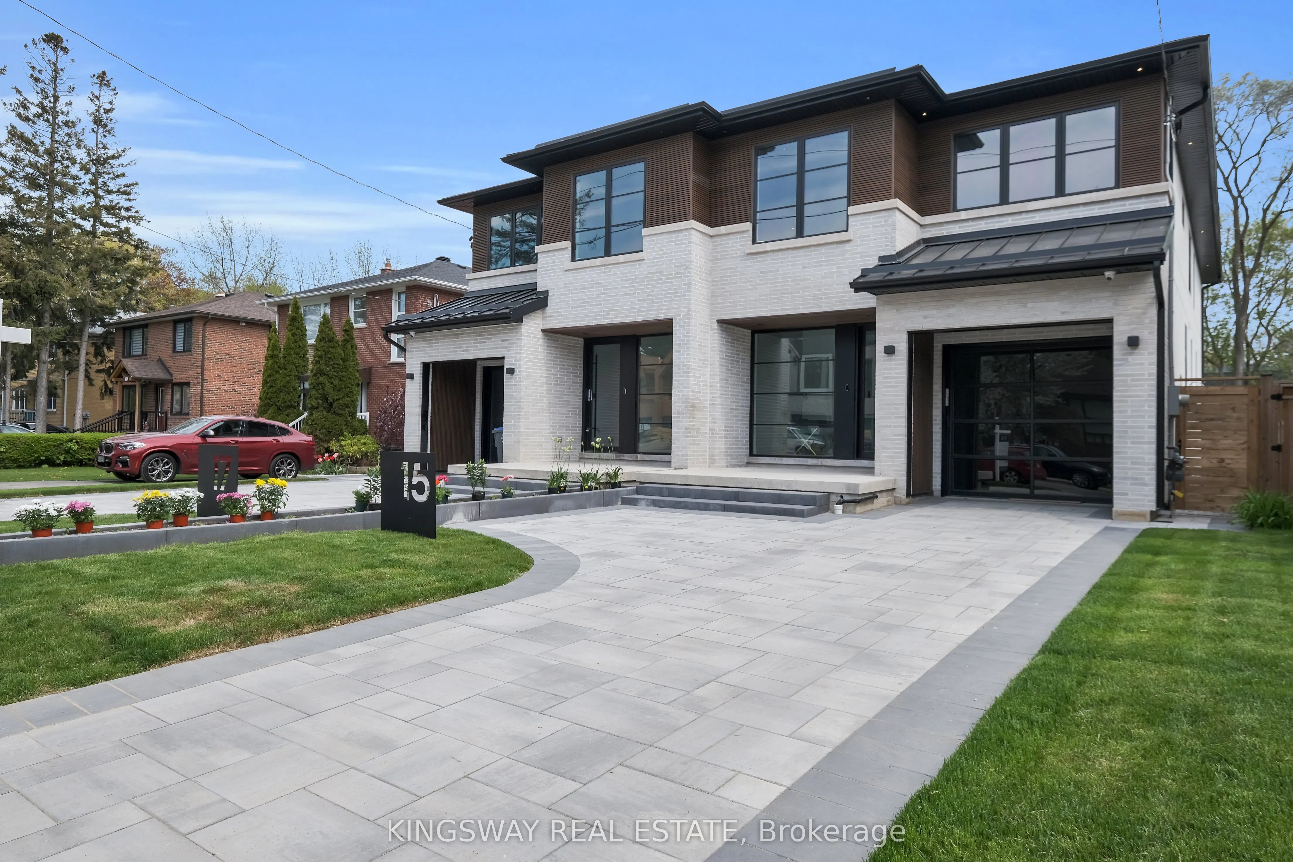 17 Broadview Avenue