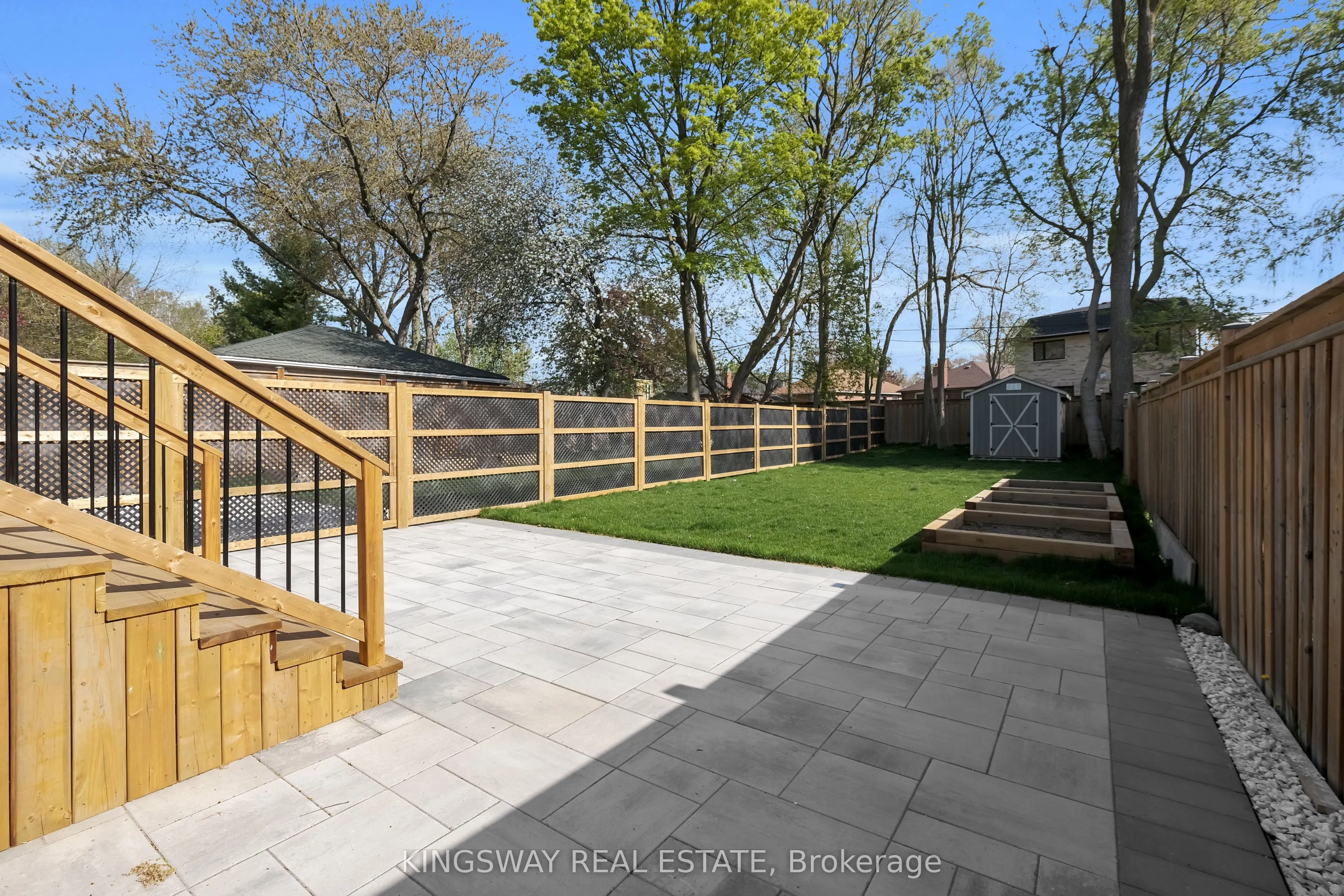 17 Broadview Avenue