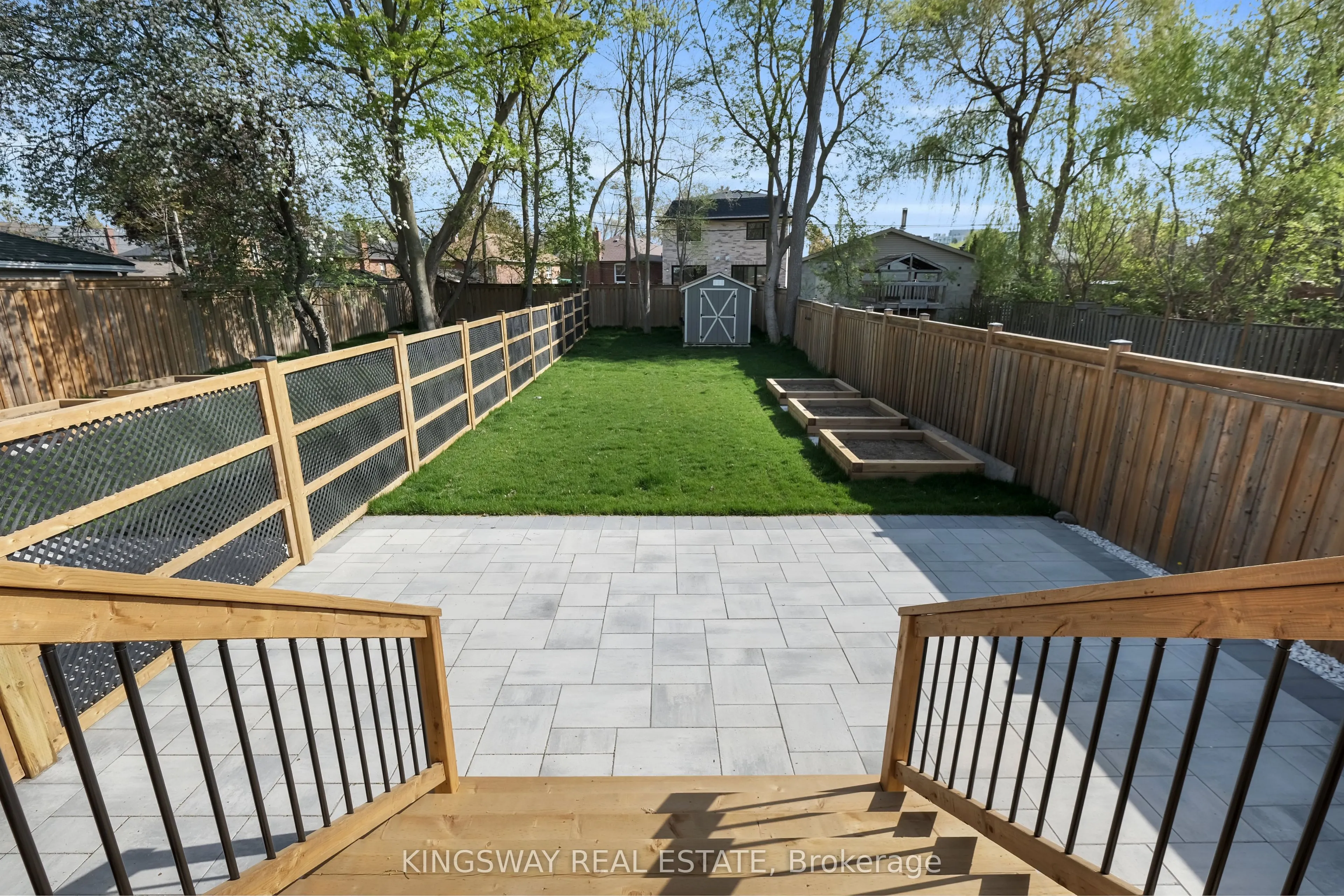17 Broadview Avenue