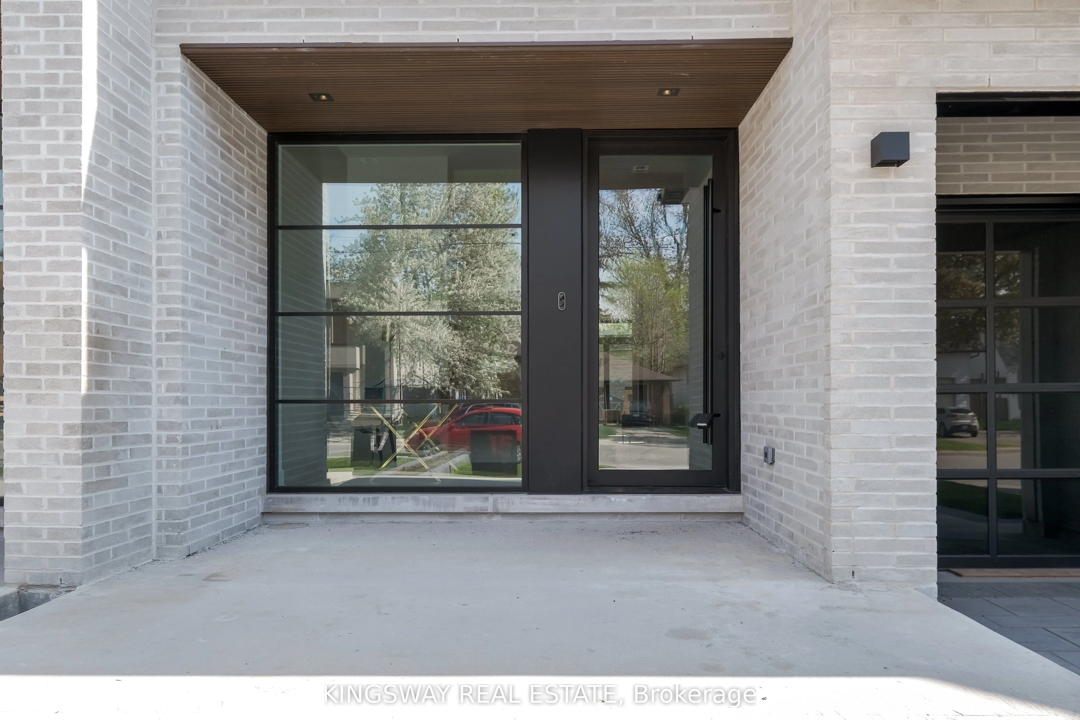 17 Broadview Avenue