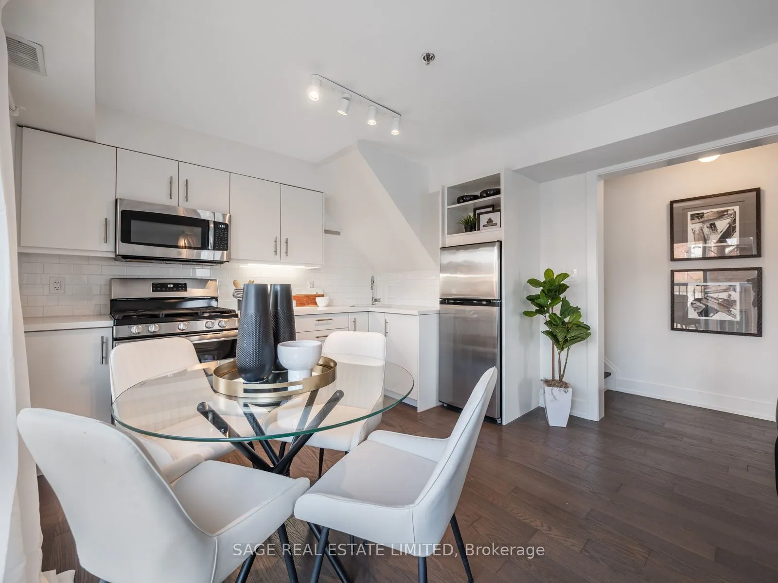 1183 Dufferin Street, #108