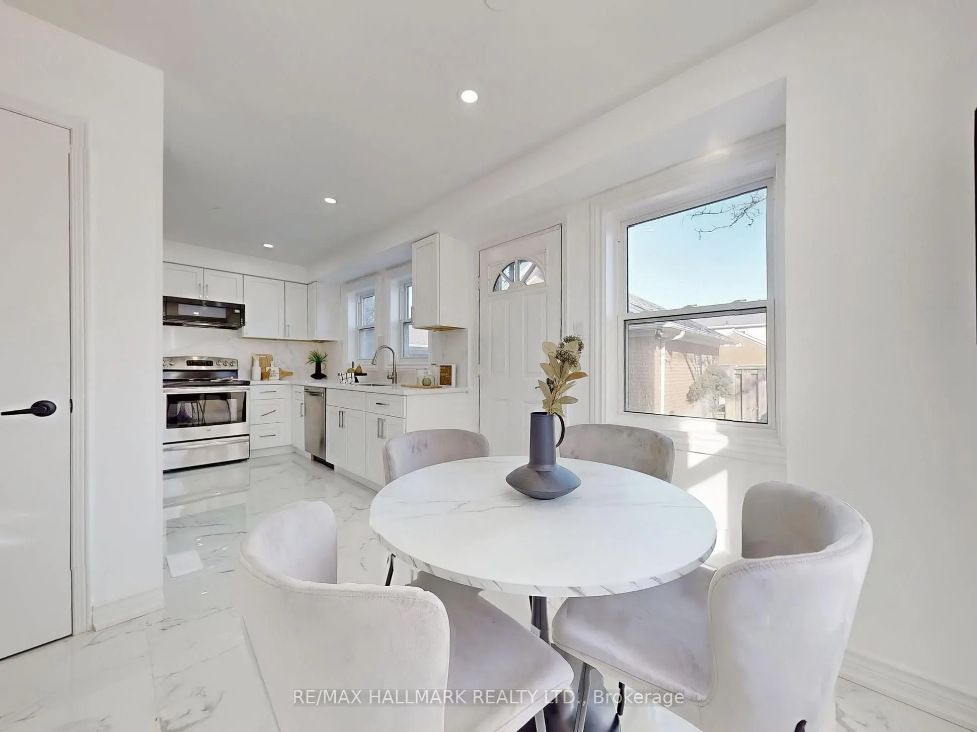 5659 Glen Erin Drive, #6