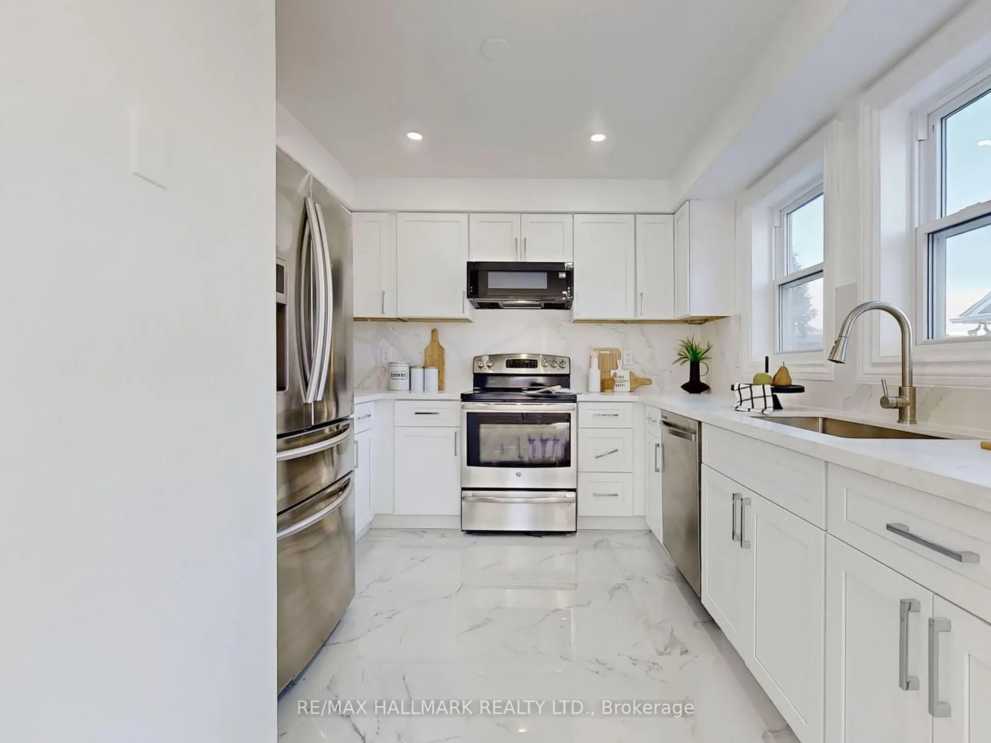 5659 Glen Erin Drive, #6