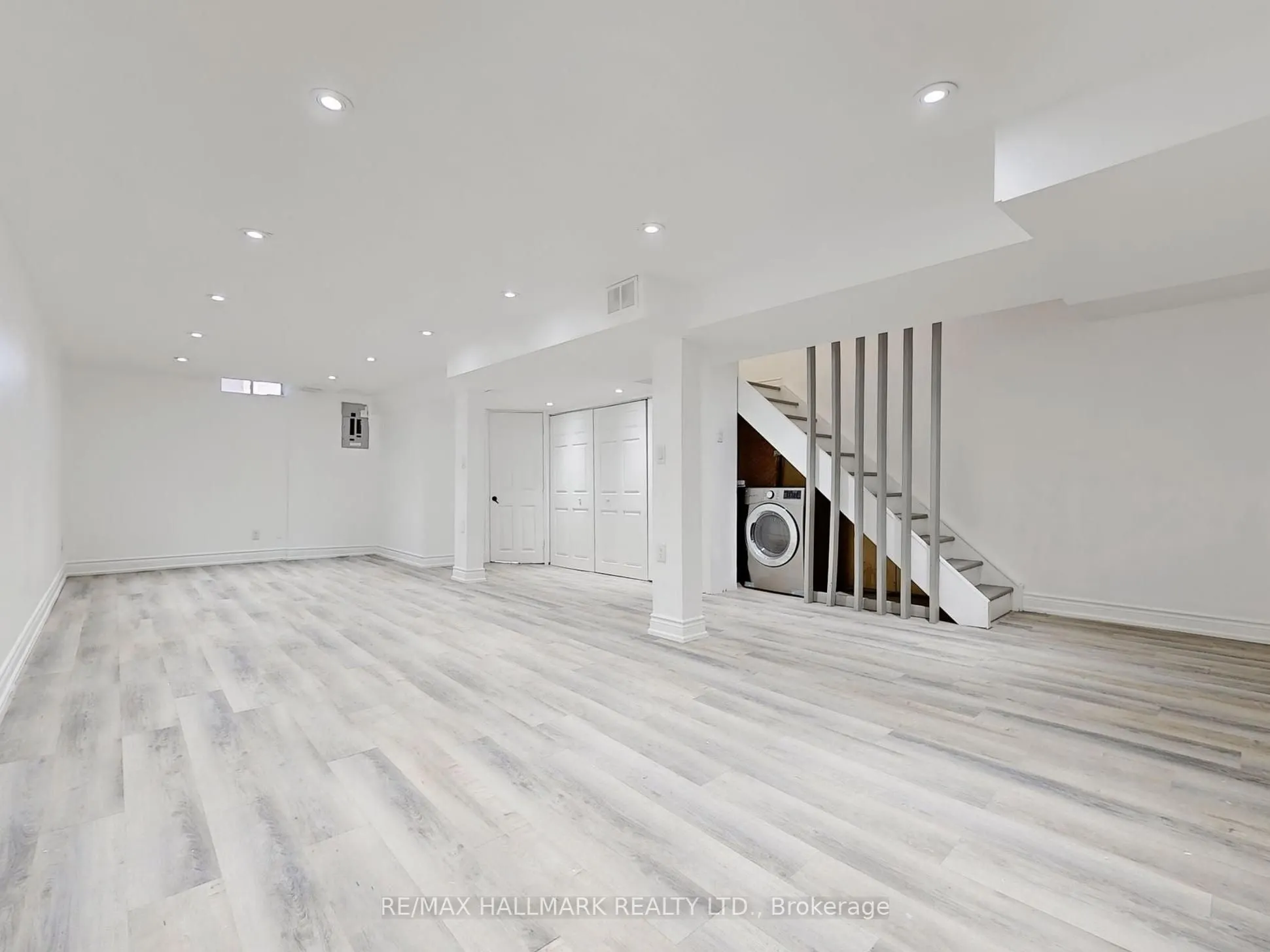 5659 Glen Erin Drive, #6