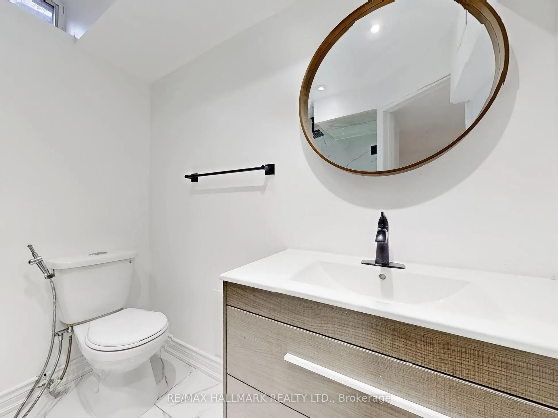 5659 Glen Erin Drive, #6