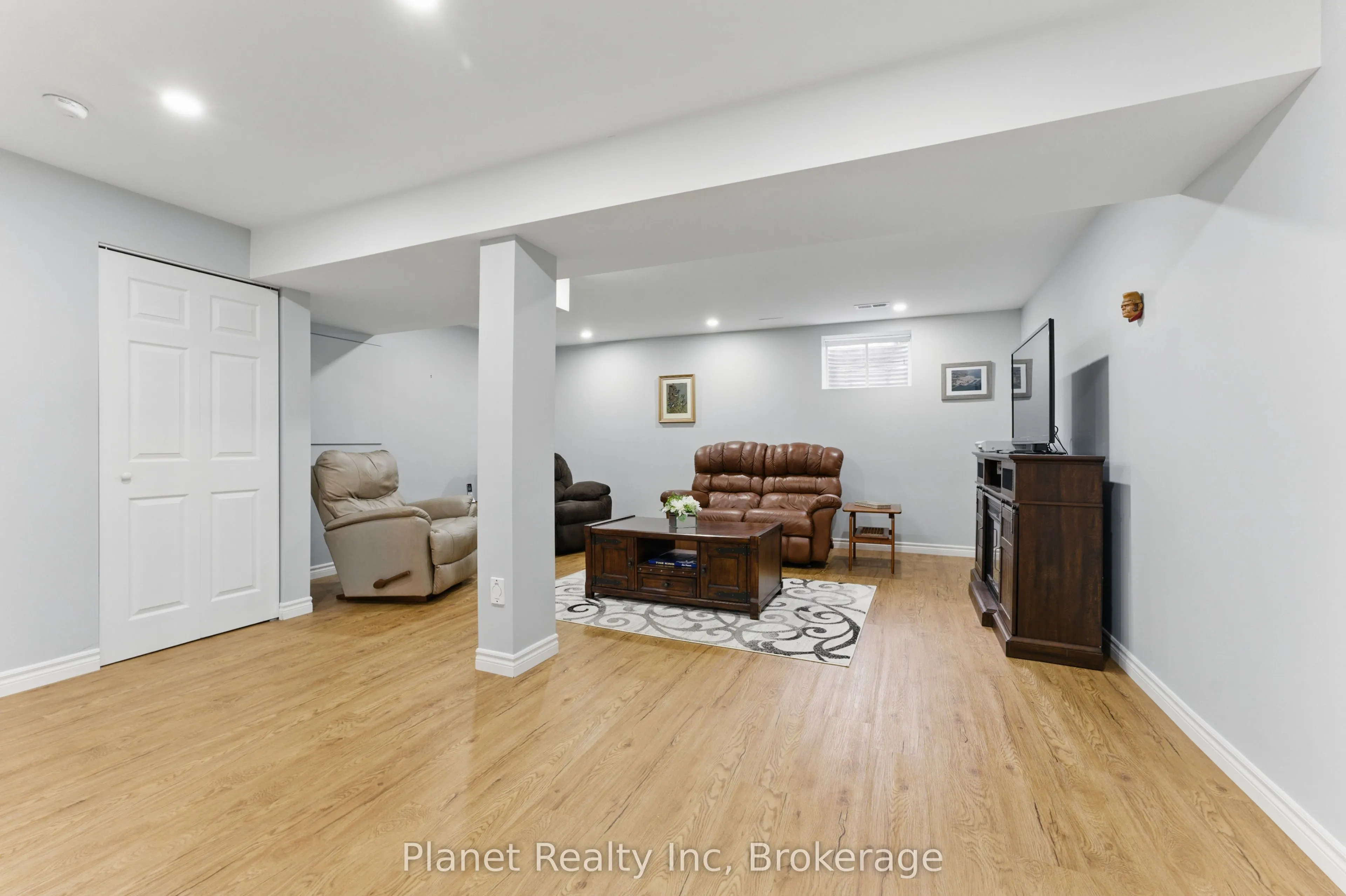 651 Farmstead Drive, #9