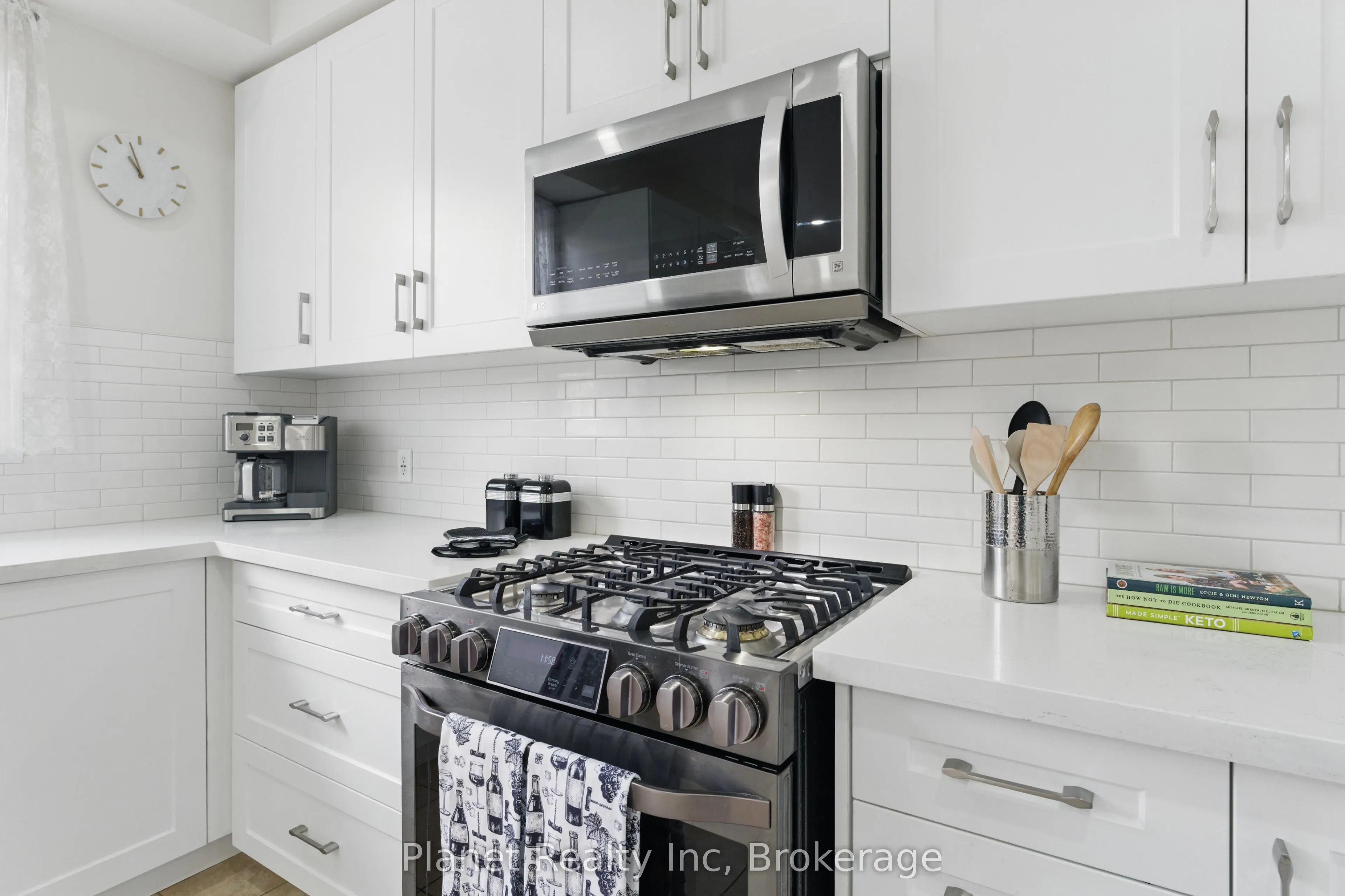 651 Farmstead Drive, #9