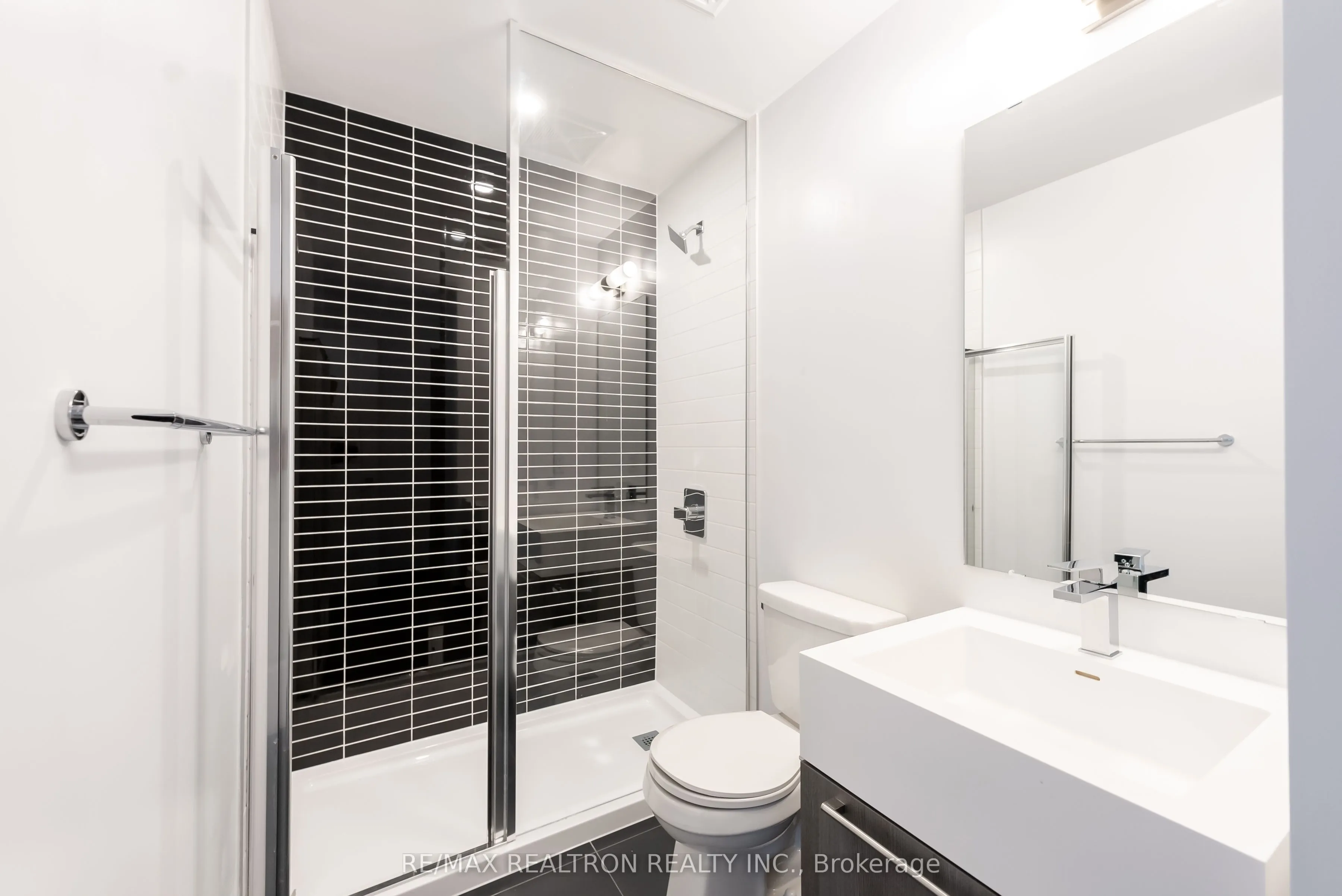 25 Neighbourhood Lane, #205