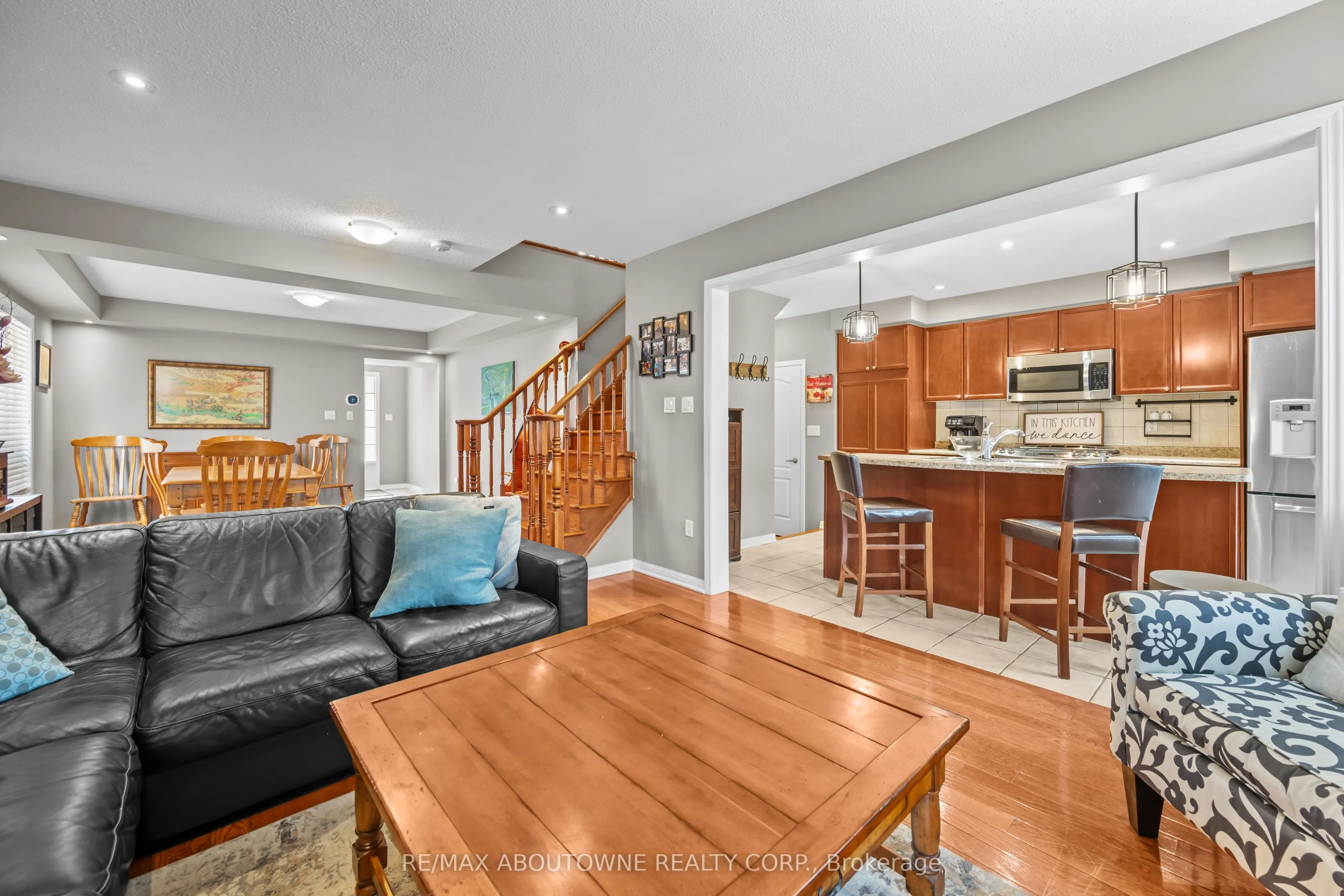 889 Zelinsky Crescent