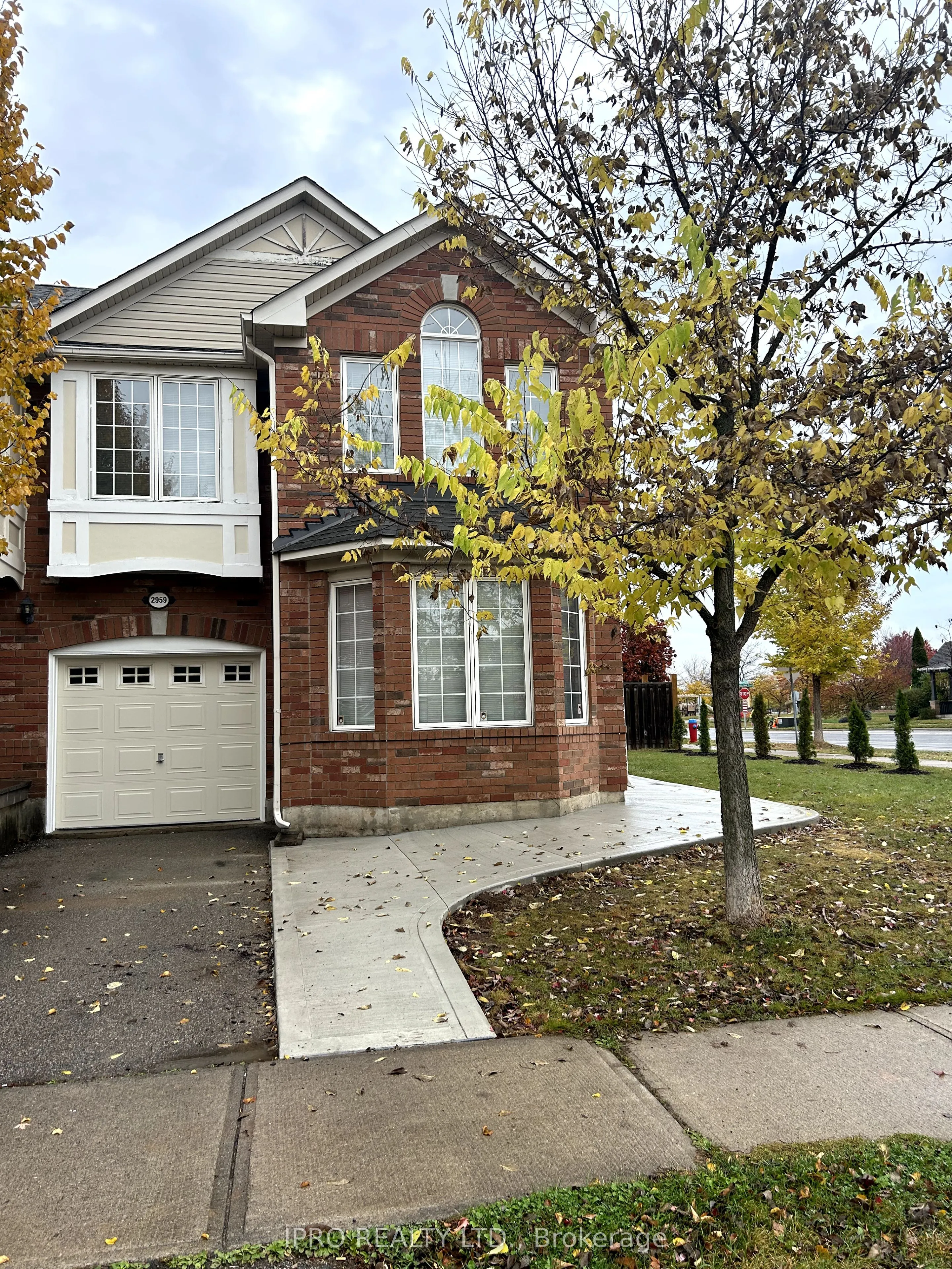 2959 West Oak Trails Boulevard