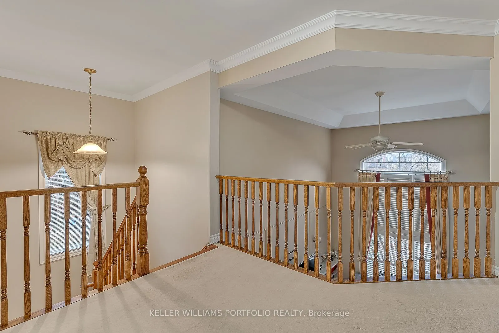 2153 MEADOWGLEN Drive