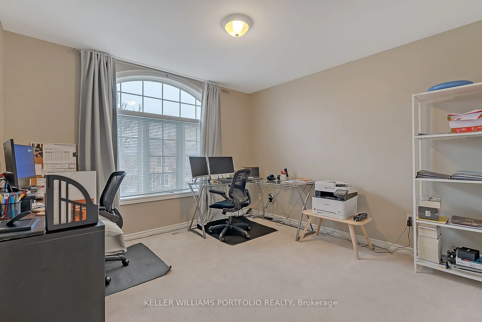 2153 MEADOWGLEN Drive