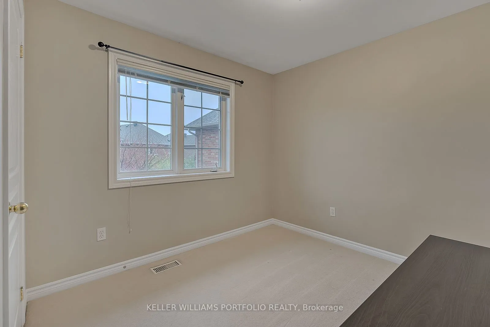 2153 MEADOWGLEN Drive