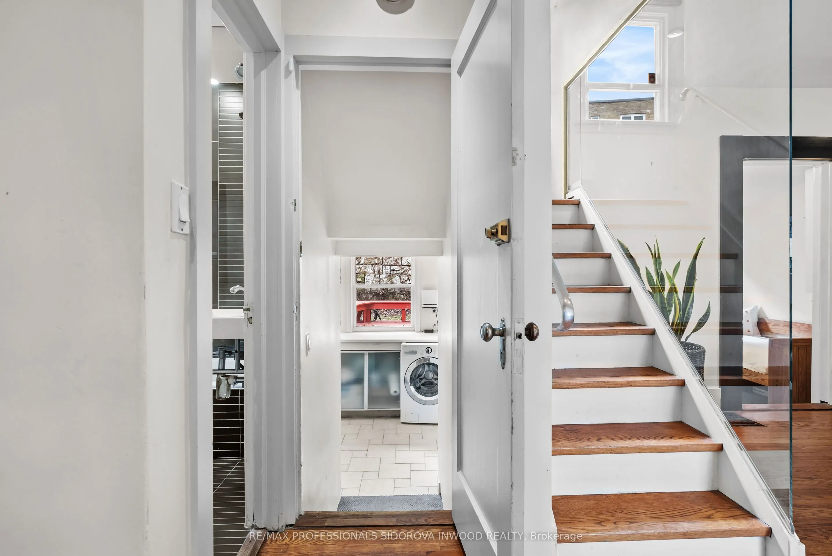50 South Kingsway