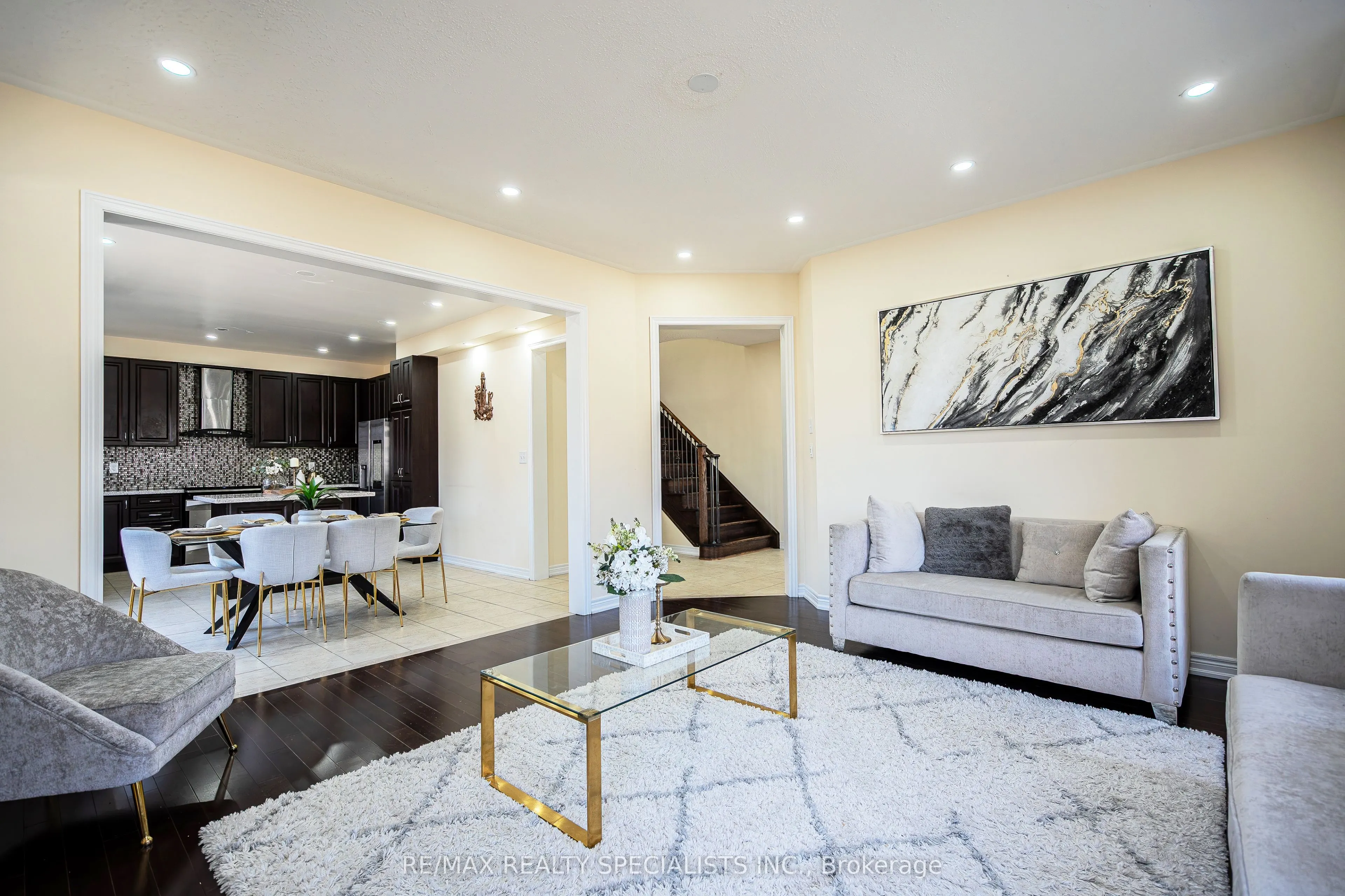49 Squire Ellis Drive