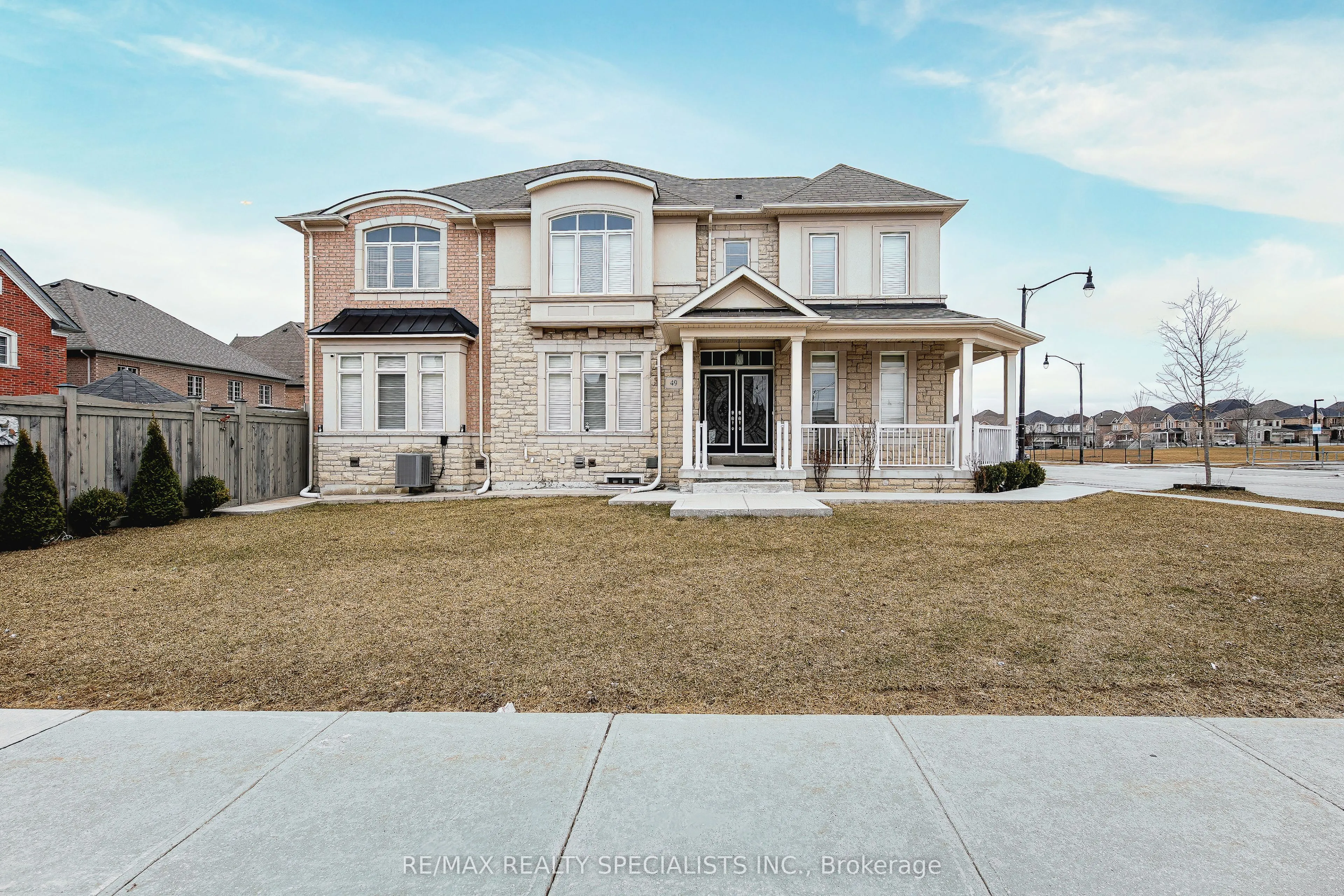 49 Squire Ellis Drive