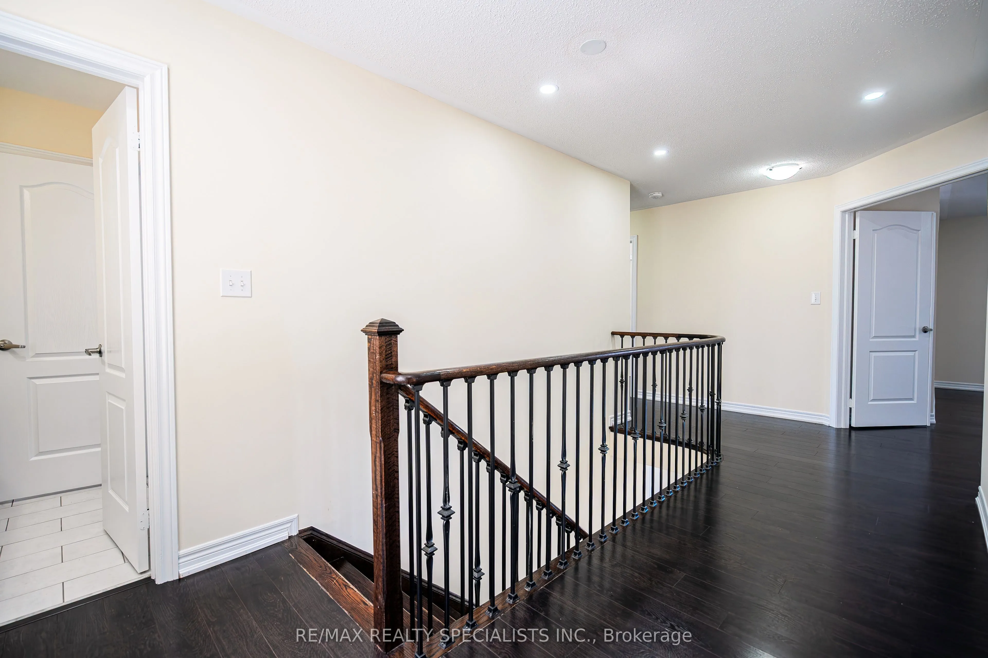 49 Squire Ellis Drive