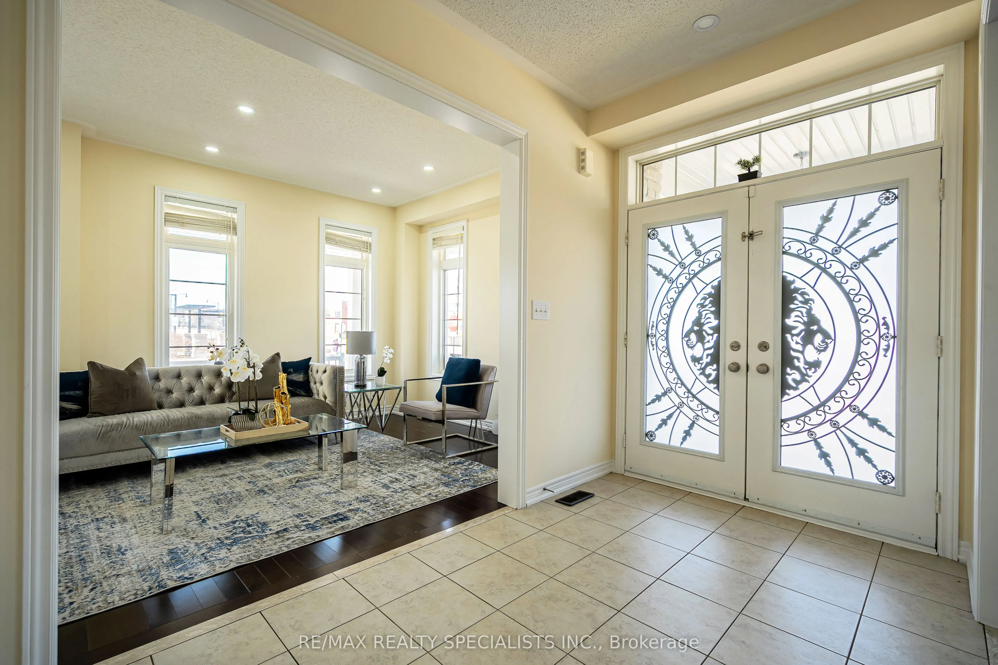 49 Squire Ellis Drive