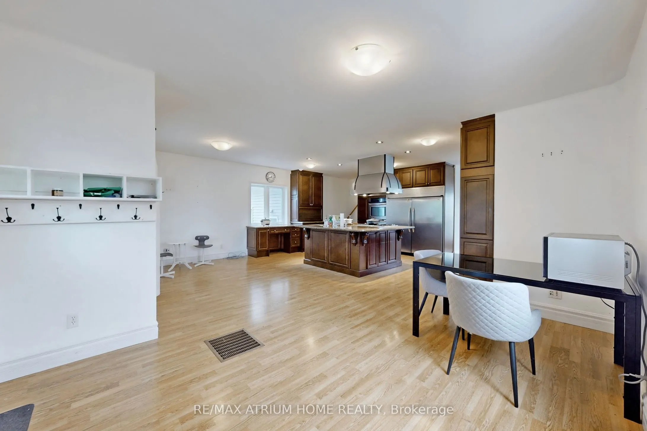 1242 Alexandra Avenue