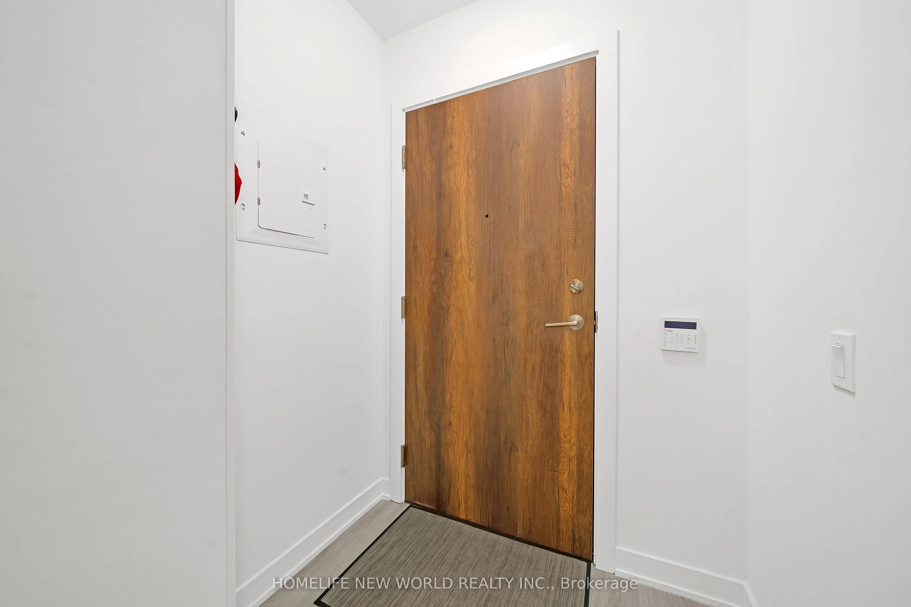 251 Manitoba Street #412