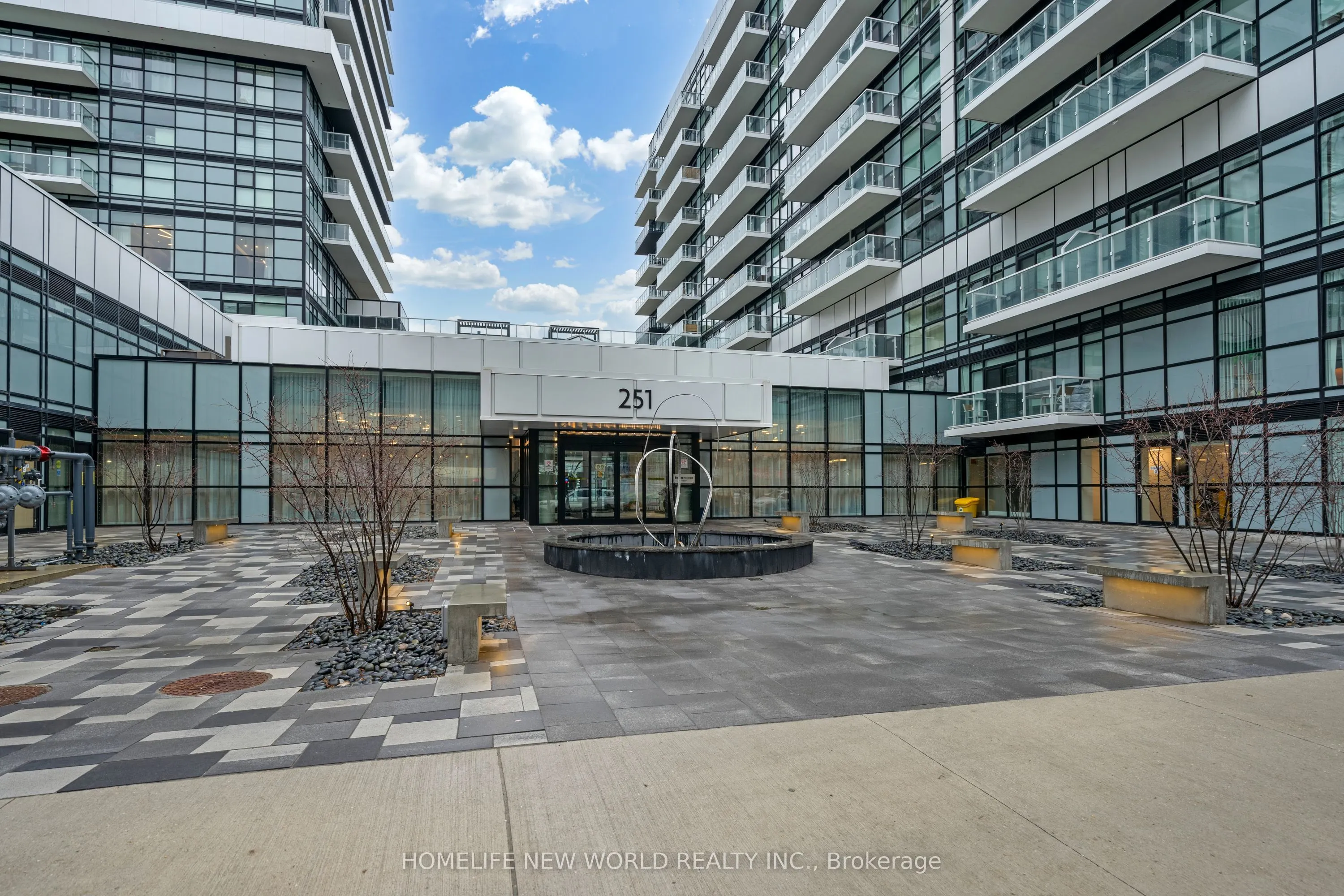 251 Manitoba Street #412