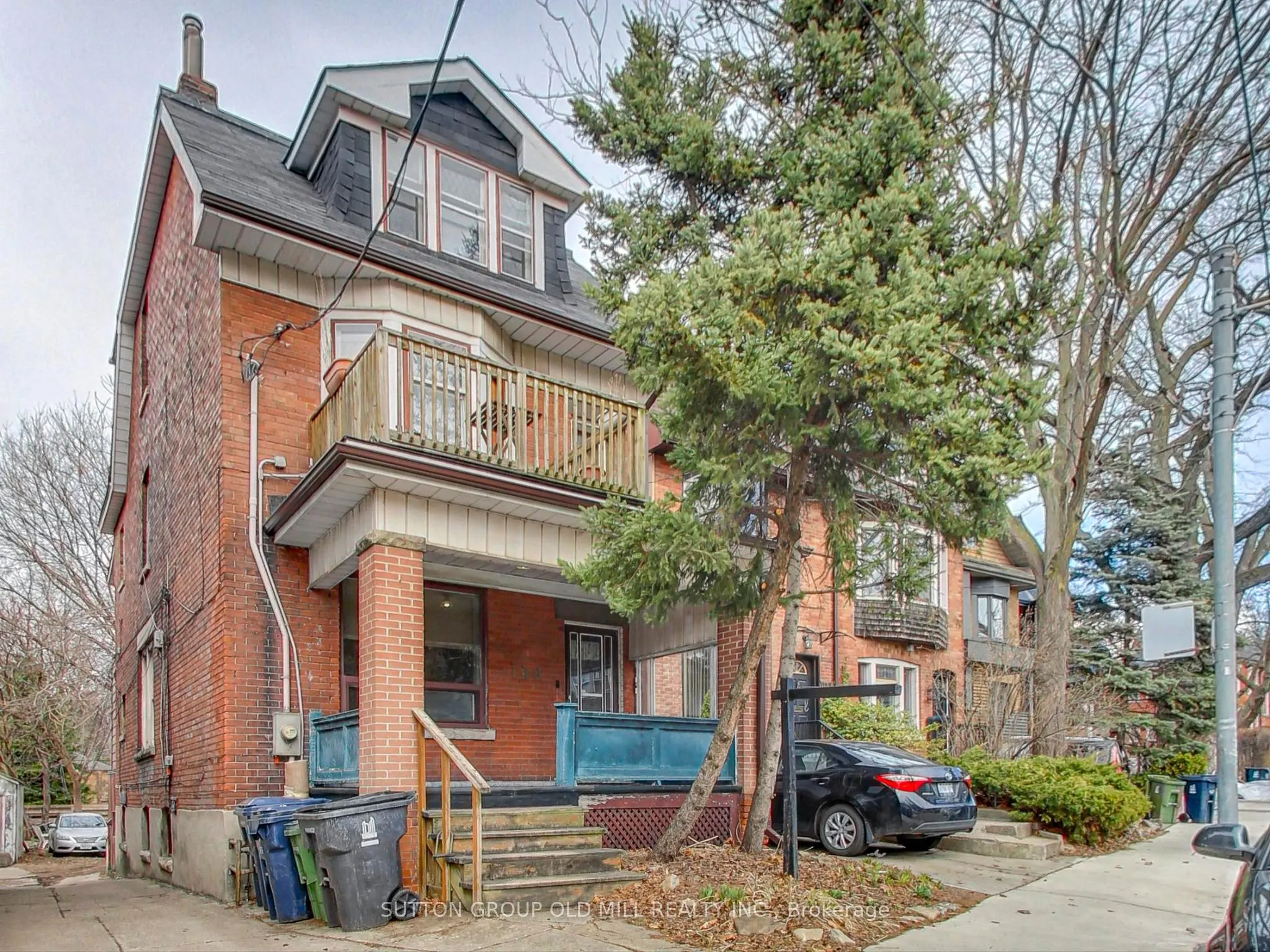 198 Howard Park Avenue