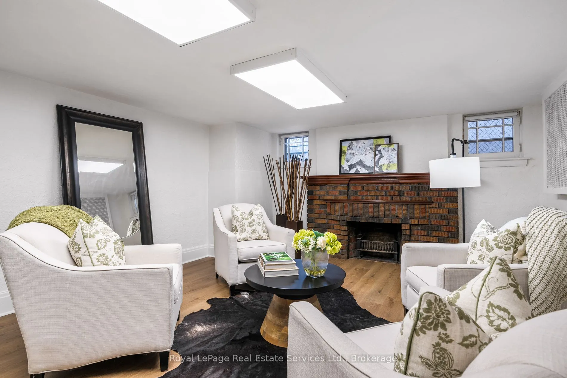 28 Thompson Avenue