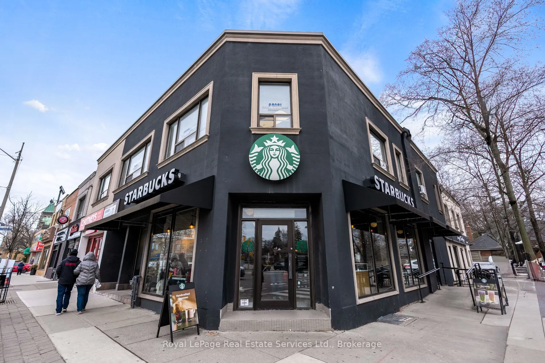 28 Thompson Avenue