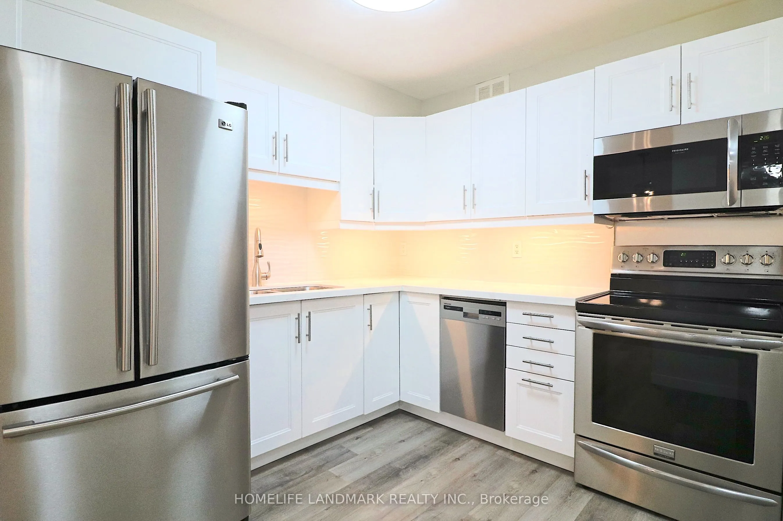 95 Trailwood Drive, #821