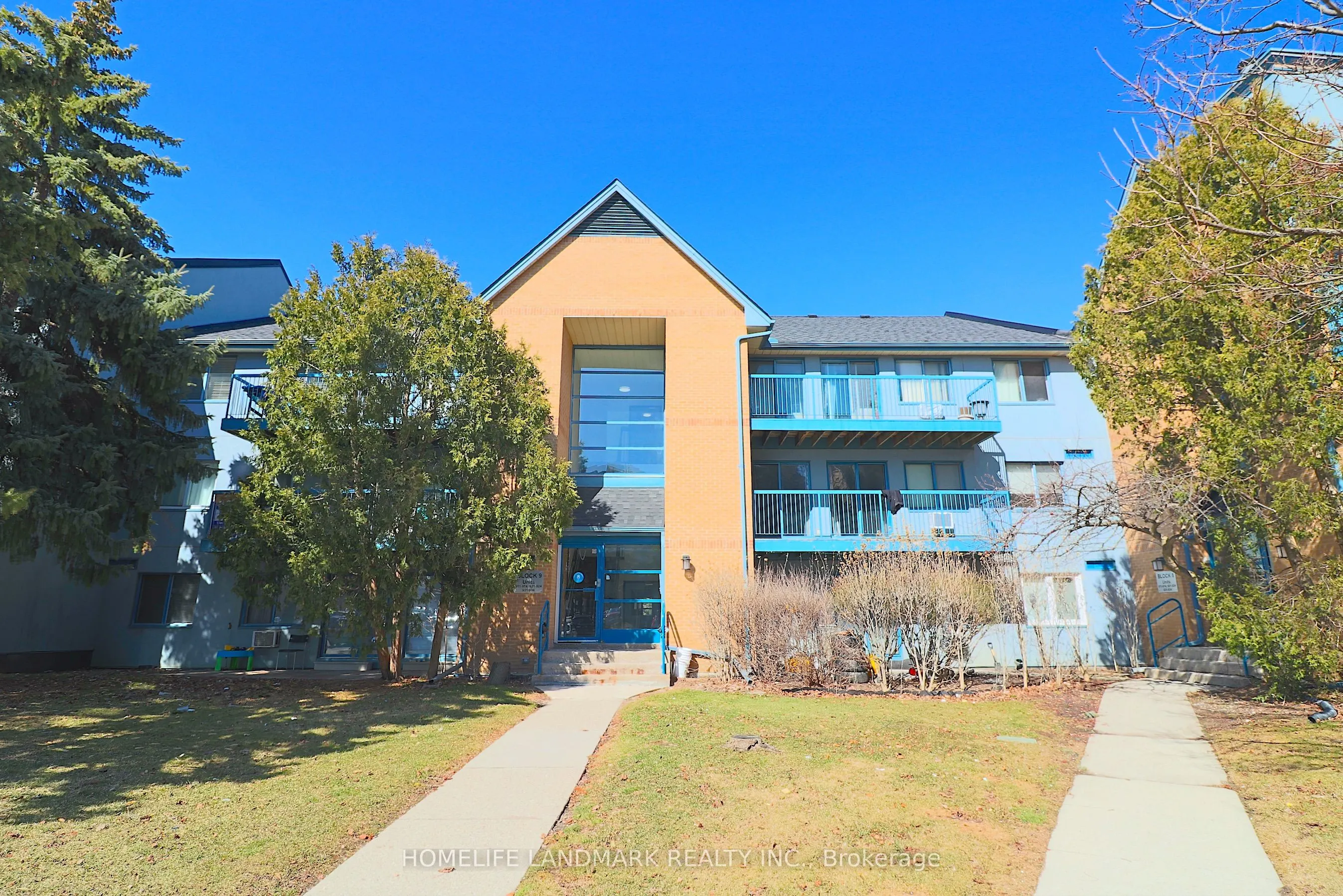 95 Trailwood Drive, #821